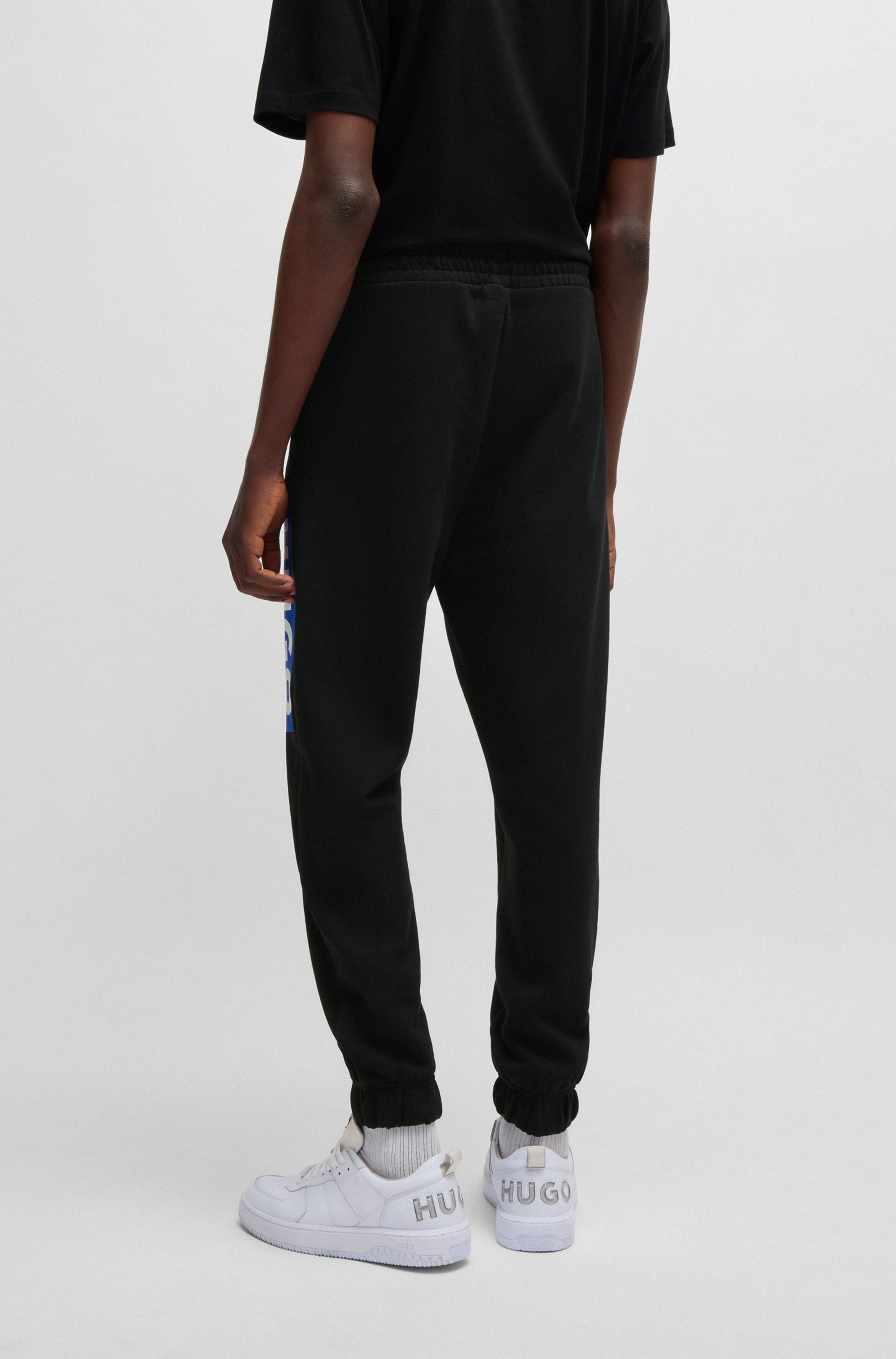 HUGO Blue Jogginghose »Nuram«, mit grossem Logo-Print