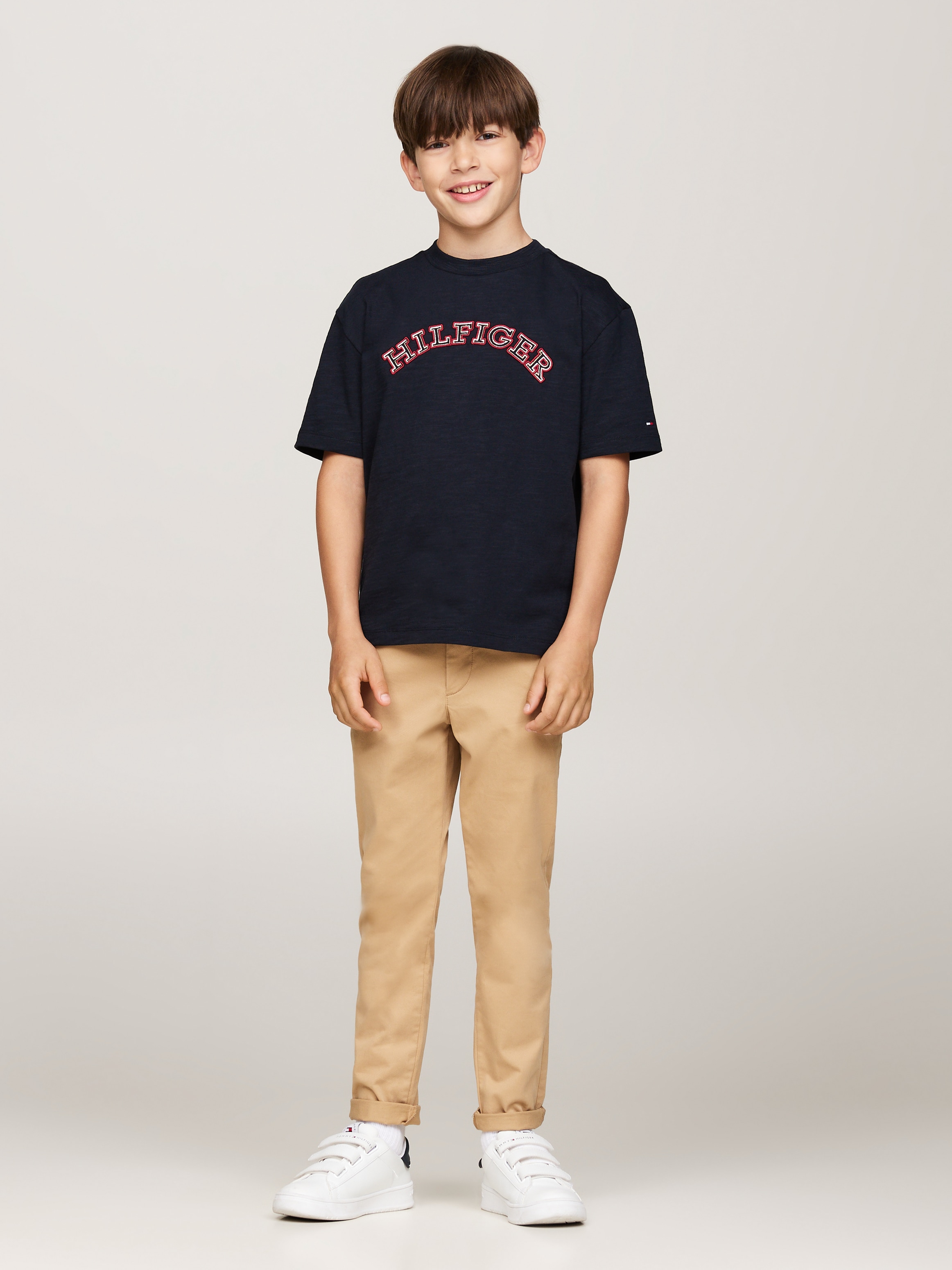 Tommy Hilfiger Kurzarmshirt »MONOTYPE EMBROIDERED REG TEE SS«, mit Logo-Stickerei