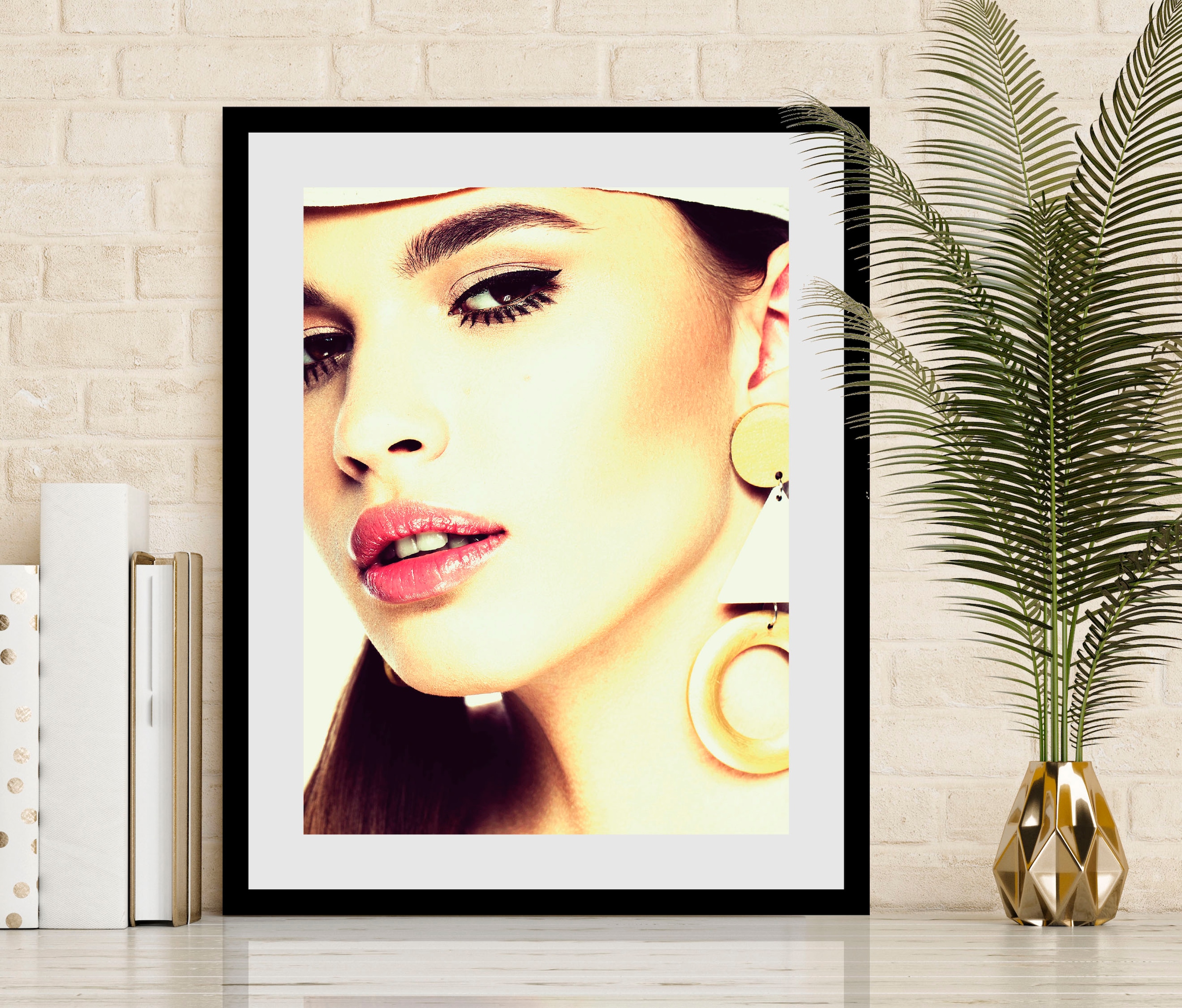 Image of queence Bild "Ania" Art Bilder von Frauen Fashion Frau Kunst Magazincover Mode 1 Stk. tlg. HD Premium Poster-Druck inkl. Holzrahmen