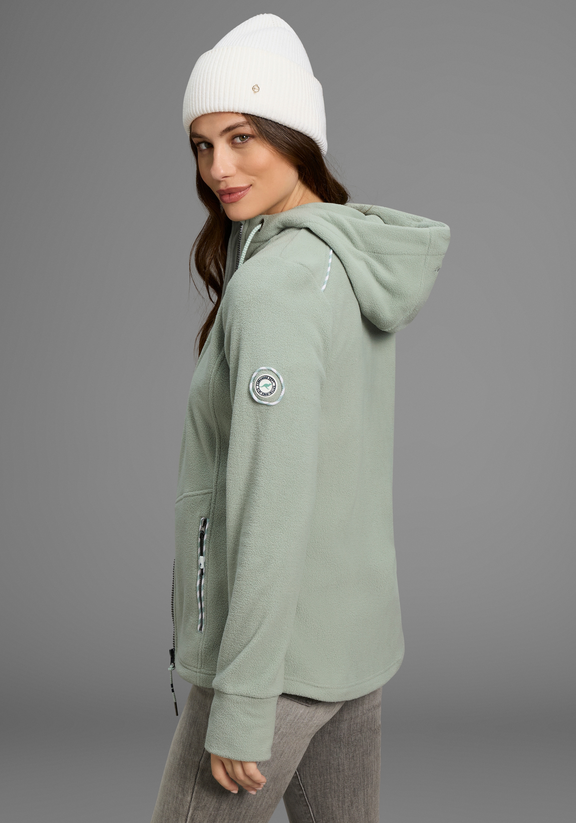 KangaROOS Veste polaire mit Kapuze figurbetonte Passform,  mit Kapuze und Kordelzug, Übergangsjacke