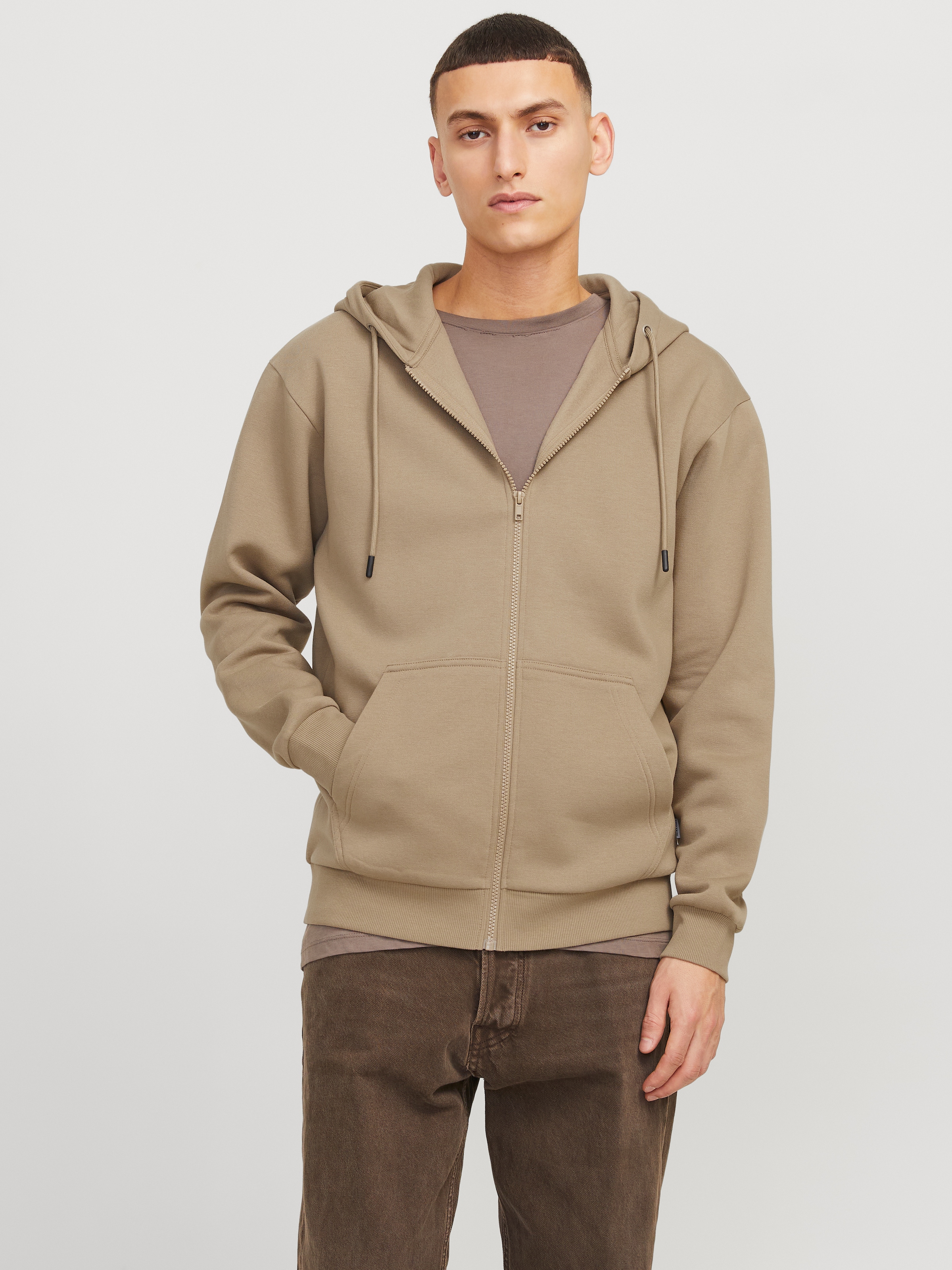 Jack & Jones Kapuzensweatjacke »JJEBRADLEY SWEAT ZIP HOOD NOOS«, mit Kapuze