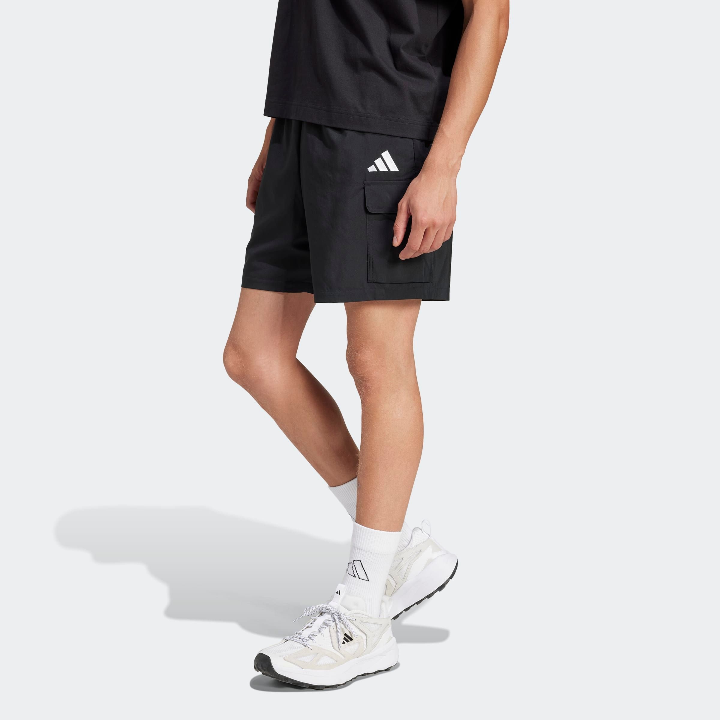 adidas Sportswear Shorts »ESSENTIALS SMALL LOGO CARGO CHELSEA«