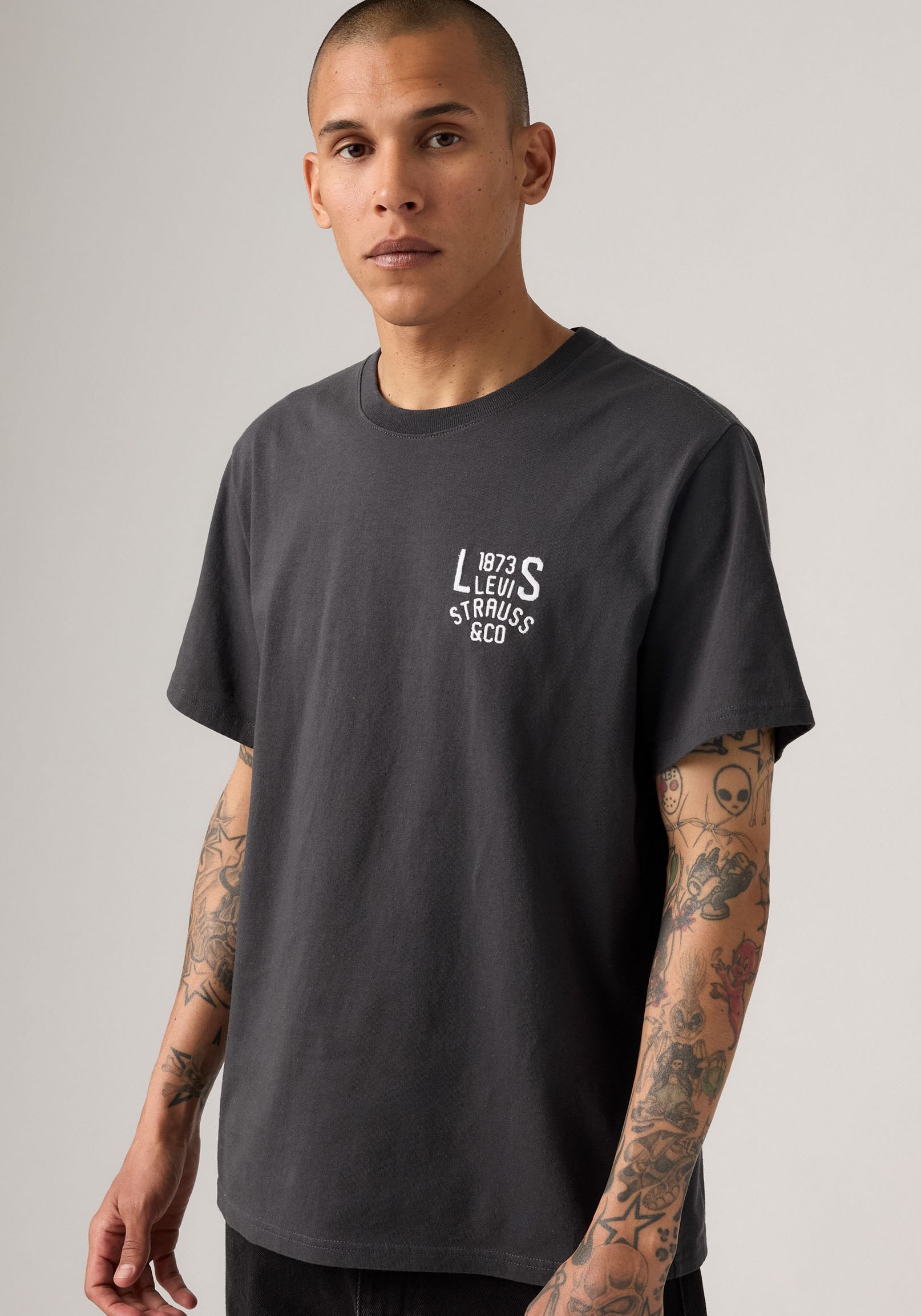 Levi's® Rundhalsshirt »RELAXED FIT TEE«