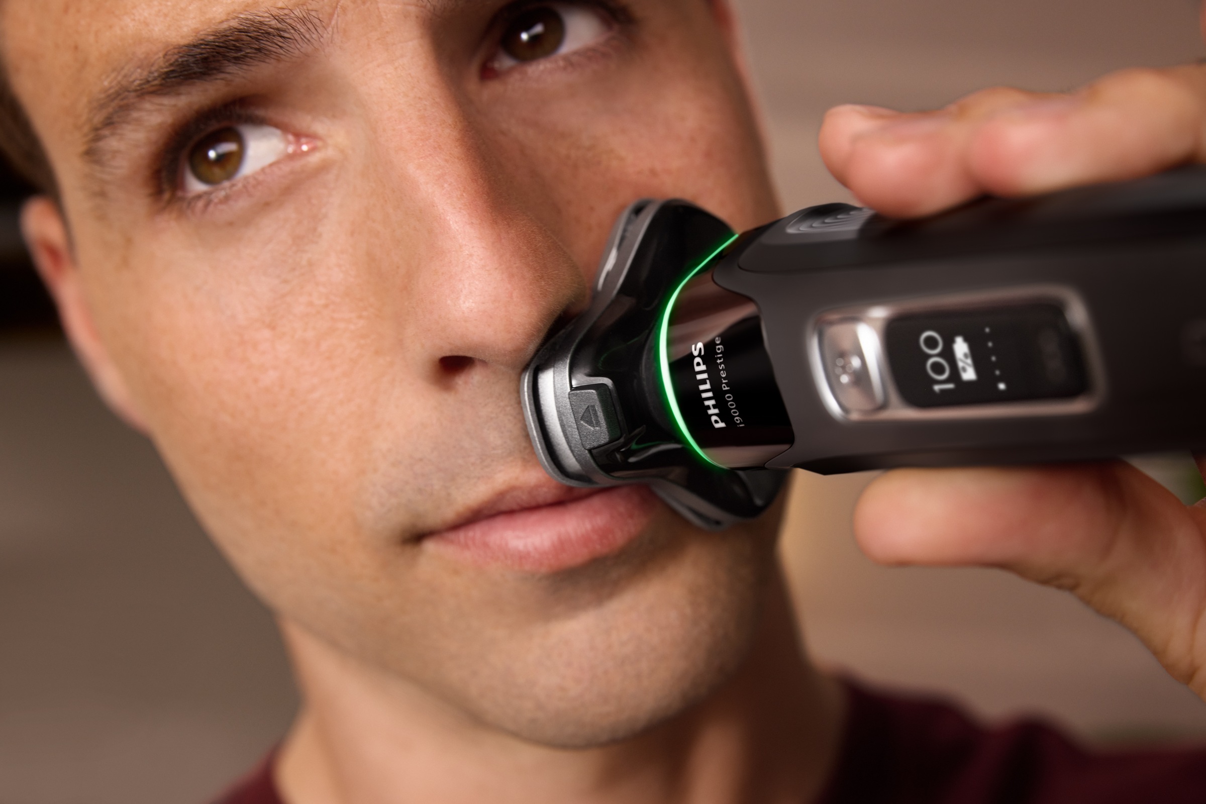 Philips Elektrorasierer »Series i9000 Prestige XP9200/30« integrierter Präzisionstrimmer mit SkinIQ Technologie, inkl. Ladestand, Reiseetui