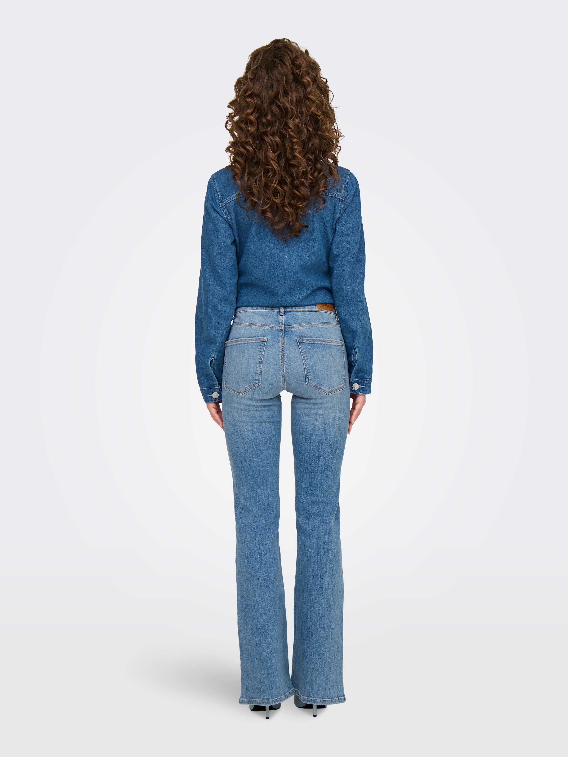 ONLY Bootcut-Jeans »ONLANN MID FLARED DNM SOO611 NOOS«