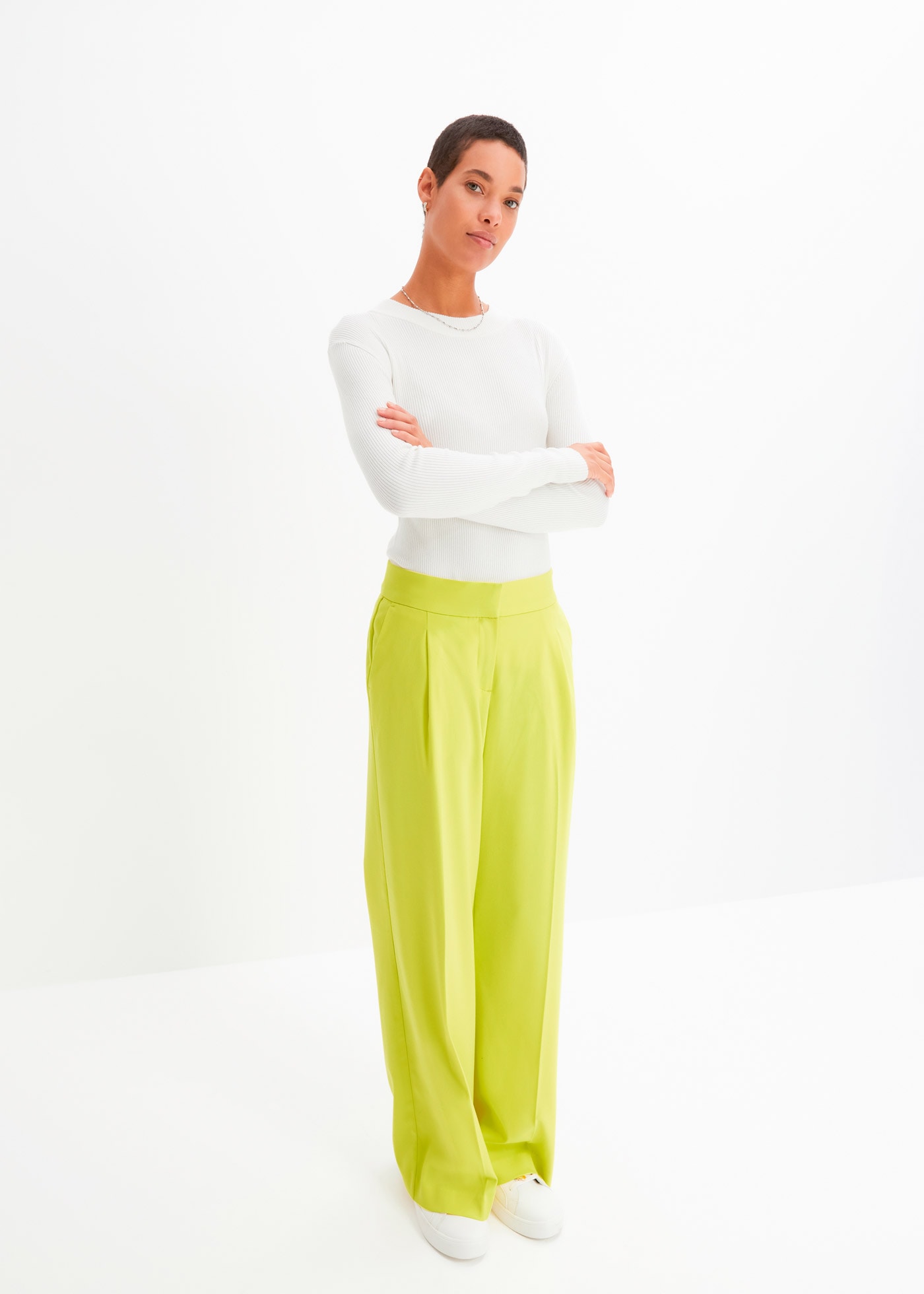 bonprix Pantalon marlène »Marlenehose«  en polyester, viscose et élasthanne, Regular Fit, jambes larges