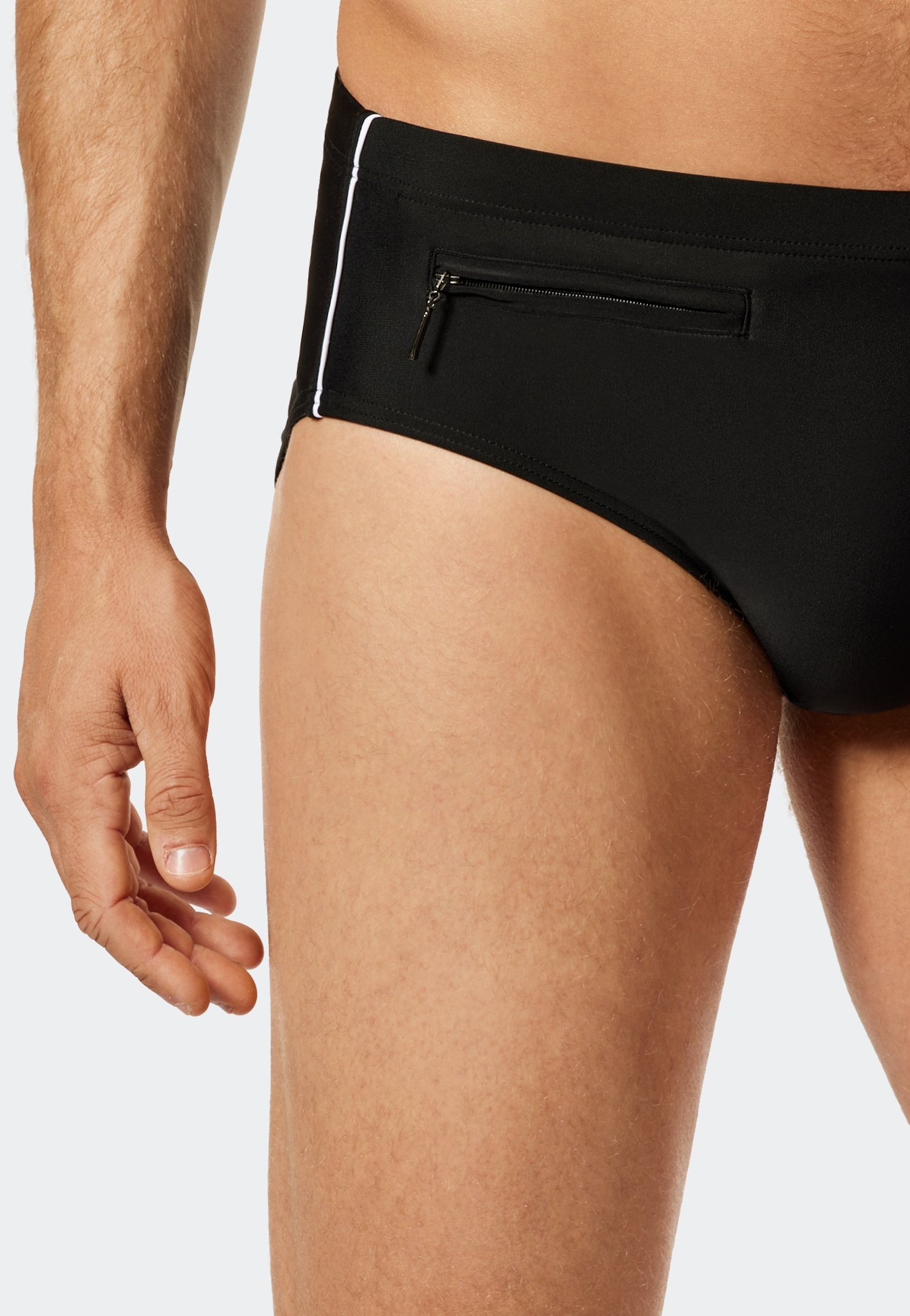 Schiesser Badeslip »"Nautical Casual"«, mit extra flacher Reissverschlusstasche