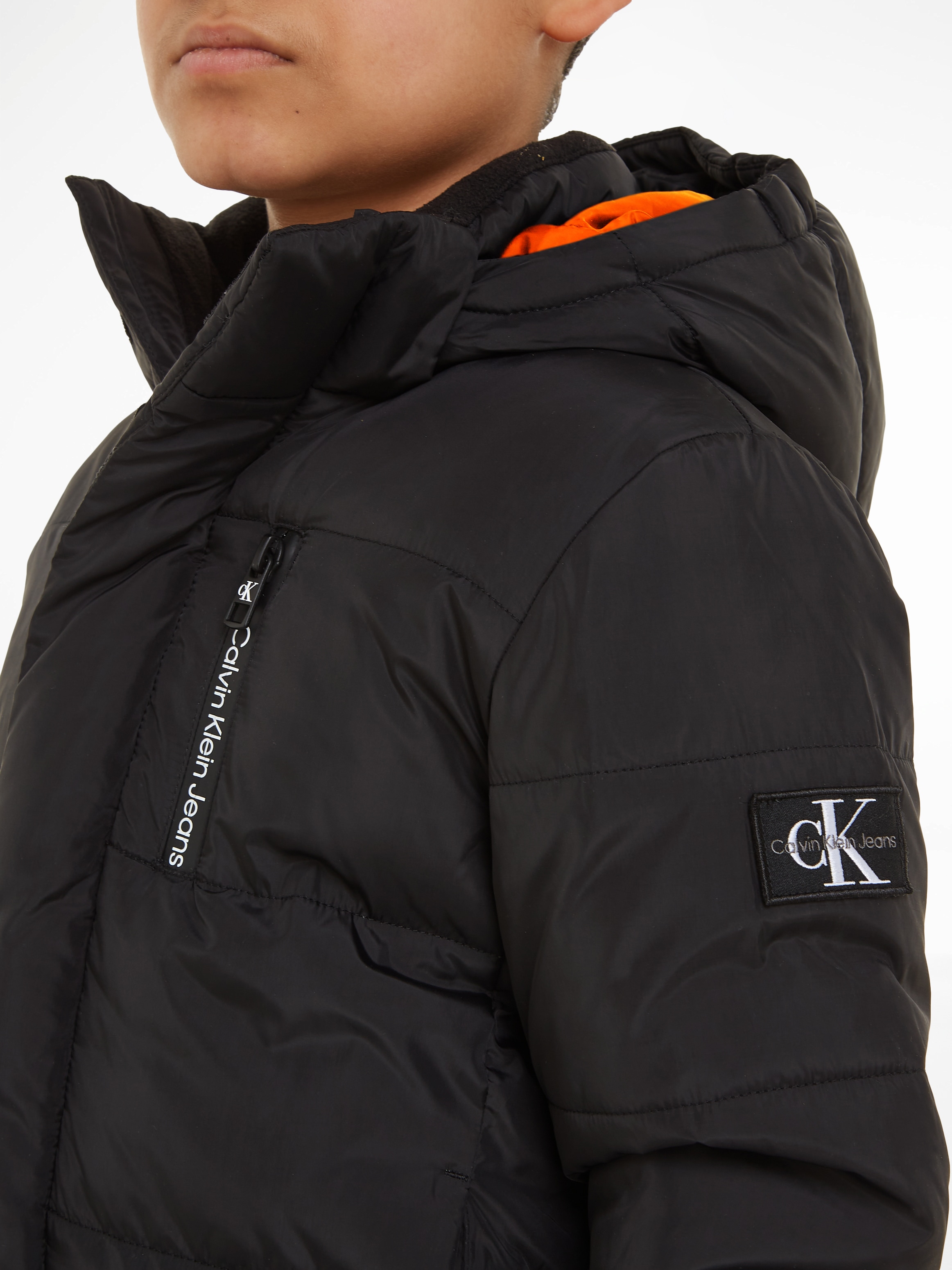 Calvin Klein Jeans Veste d'hiver »ESSENTIAL PUFFER JACKET« mit Kapuze für Kinder bis 16 Jahre und Calvin Klein Markenlabel