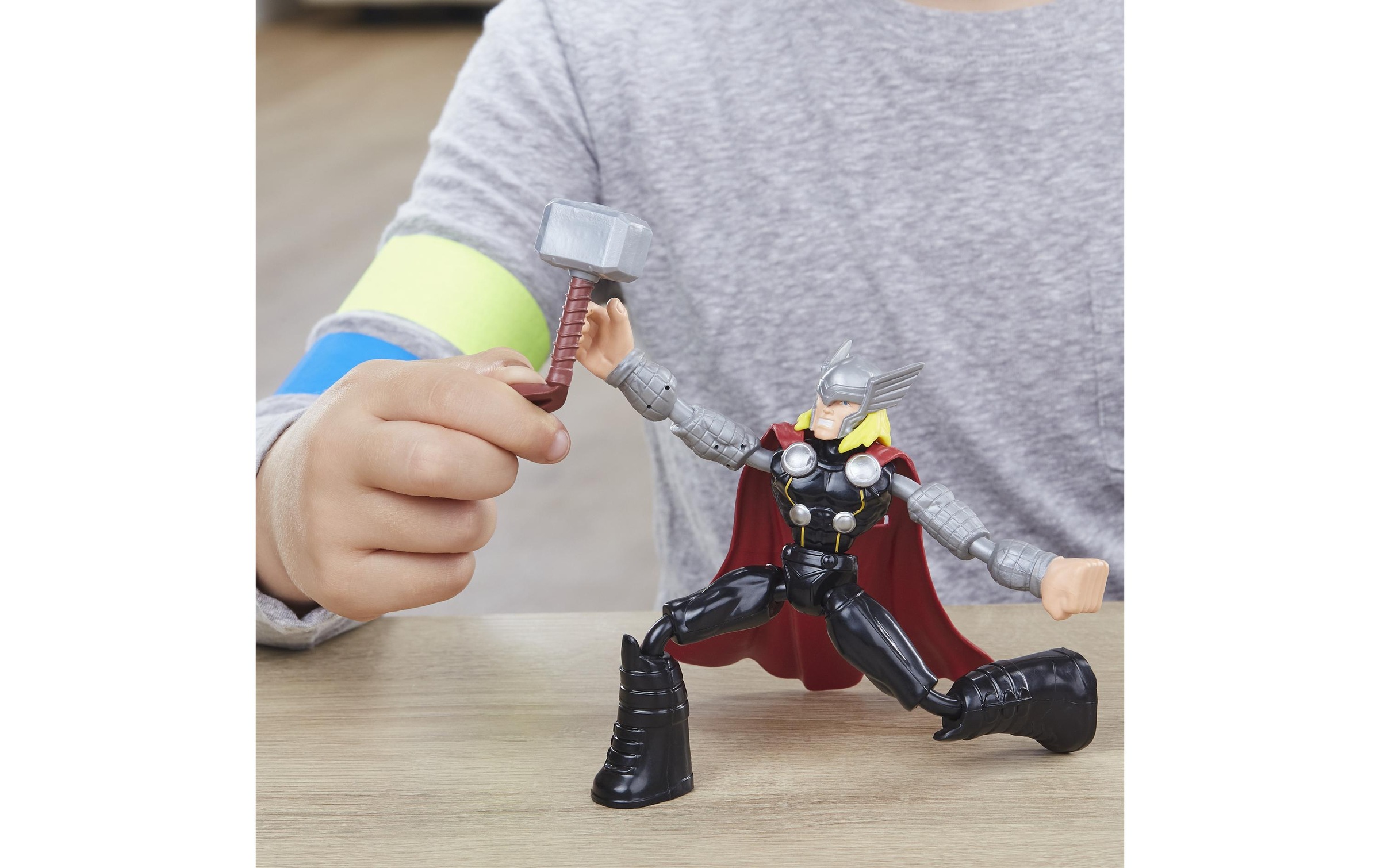 MARVEL Actionfigur »Avengers Bend and Flex«