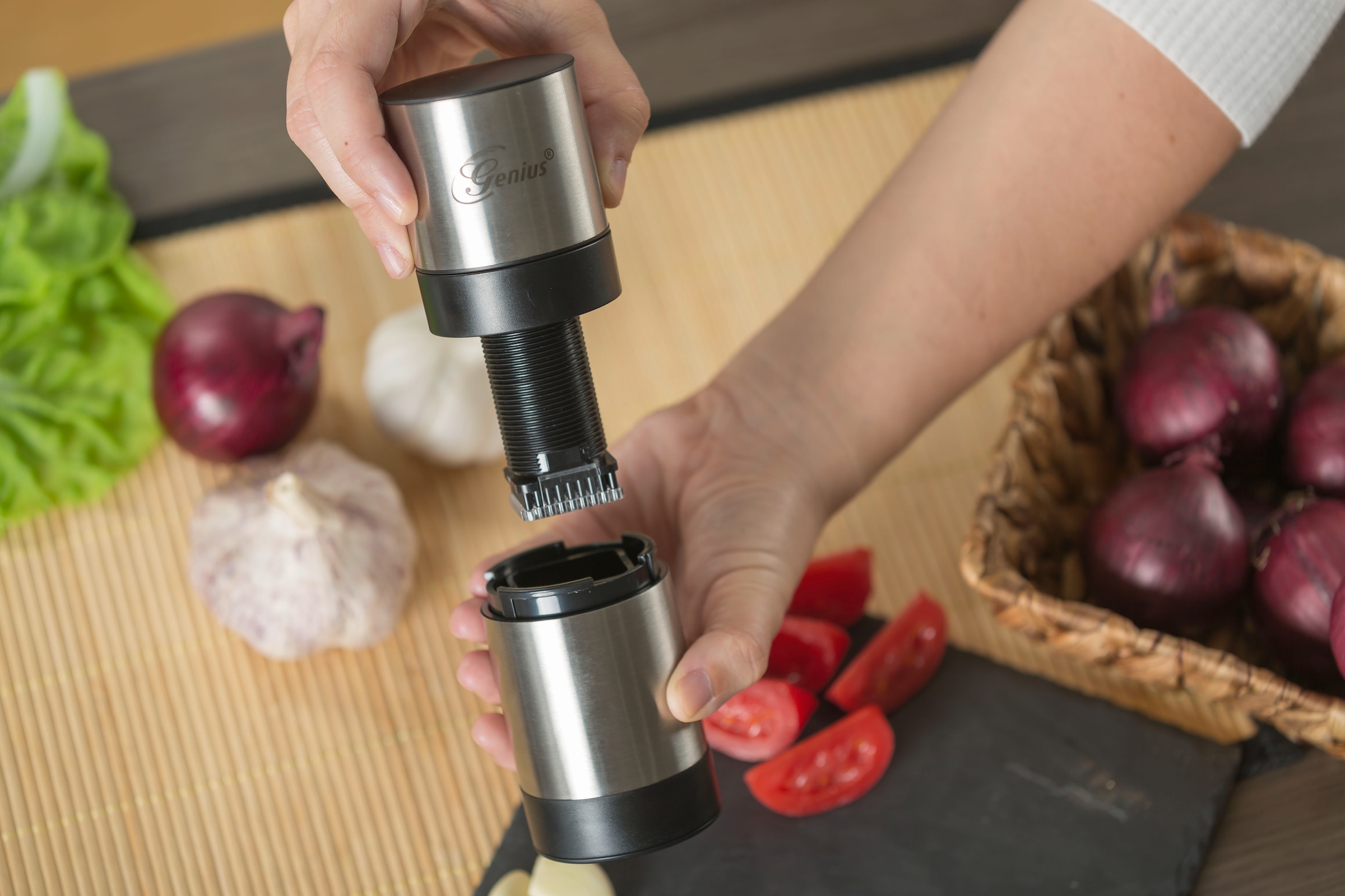 Genius Coupe-ail »Genius Knoblauch-Schneider G7« perfekte Würfel in Sekundenschnelle