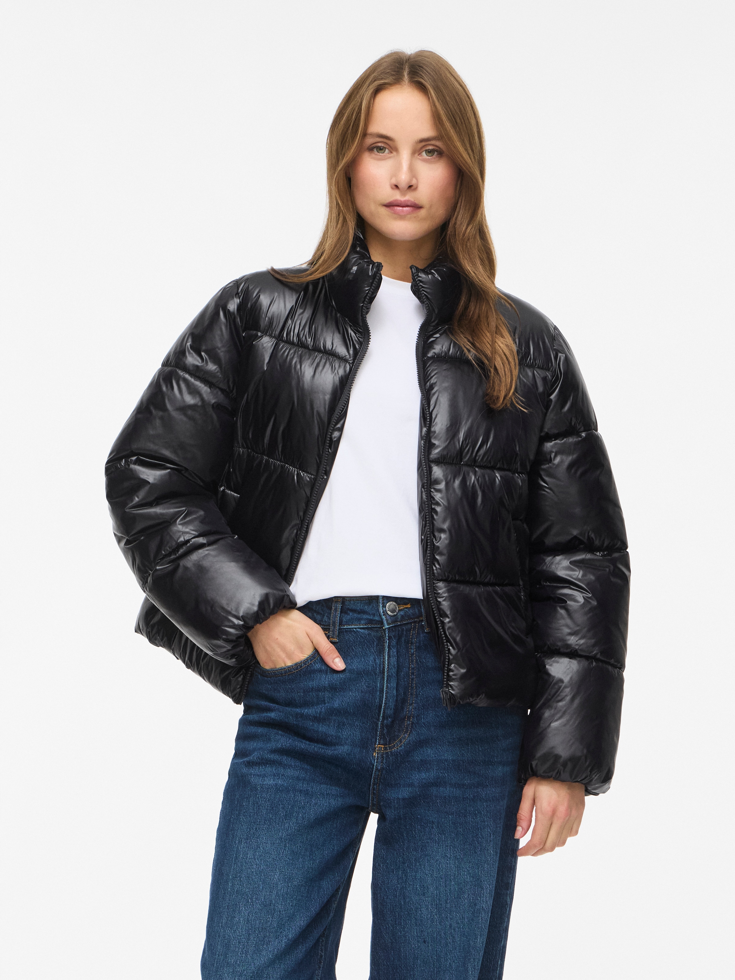 Vila Veste matelassée »VILYCHEE L/S SHORT PUFFER/TB« Kunstfaser, hoher Stehkragen