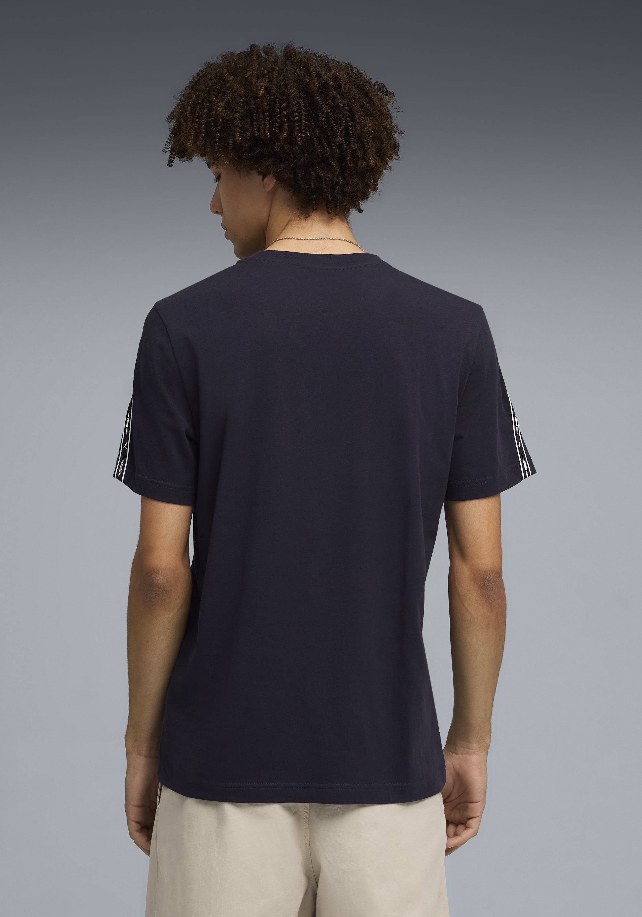 PUMA T-shirt »ESS TAPE TEE« Regular fit, manches courtes, pour look sportif, en coton