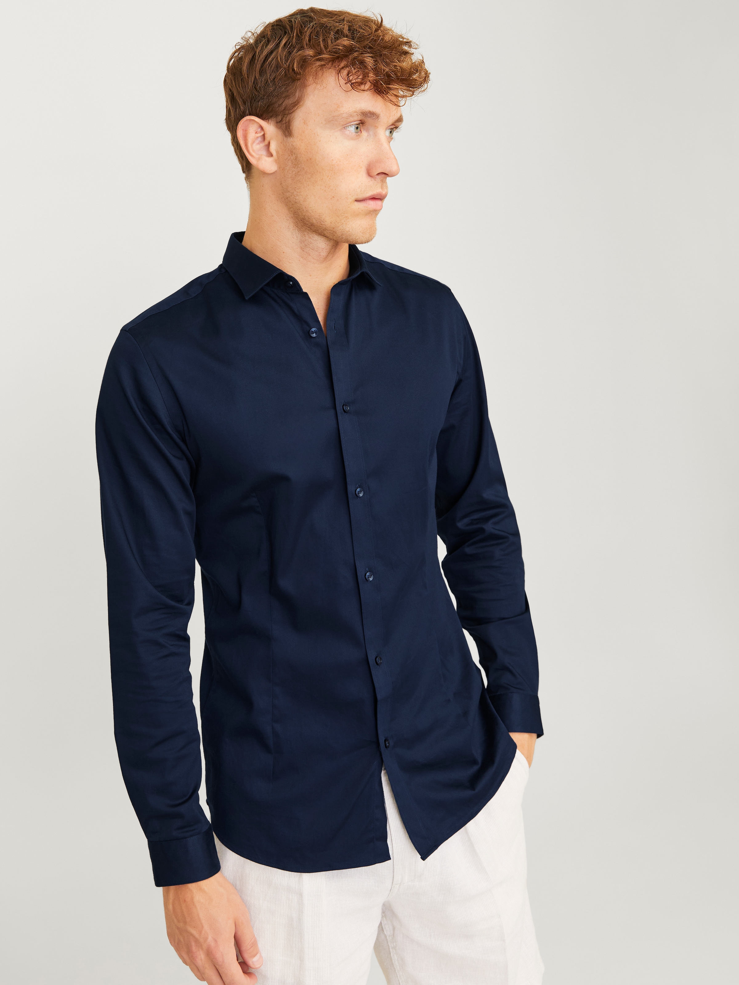 Jack & Jones Businesshemd »JJPRPARMA in Skinny Fit, Stretchanteil und verstellbaren Manschetten« sehr schmal, Web, Baumwollmischung
