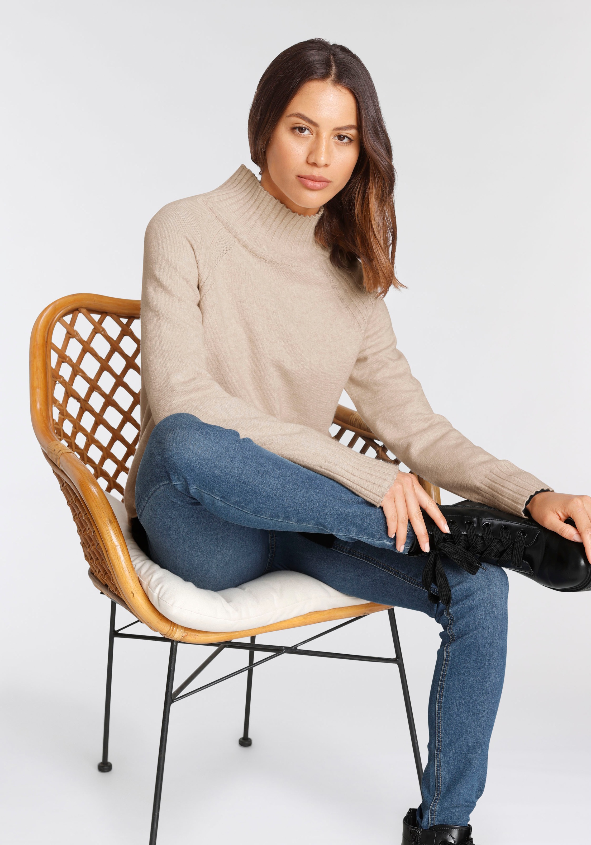 Image of Tamaris Stehkragenpullover, mit Strickdetails bei Ackermann Versand Schweiz