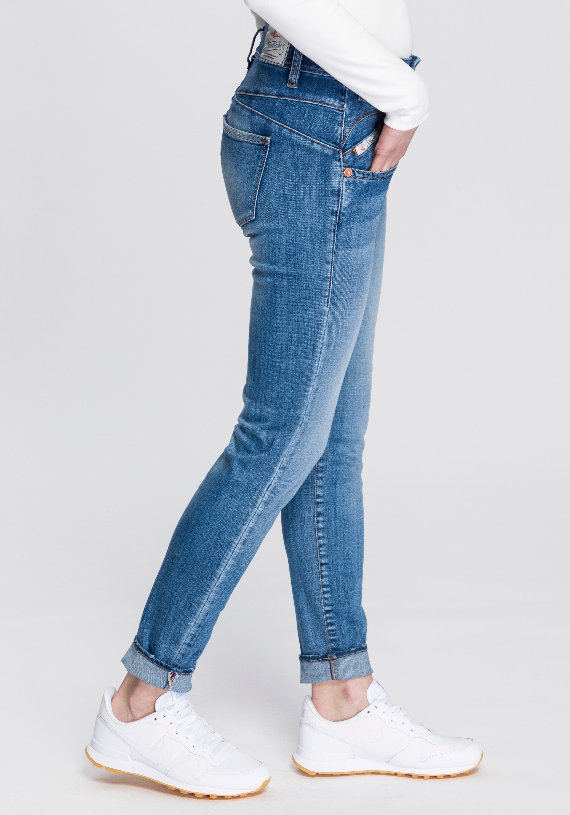 Herrlicher Slim-fit-Jeans »PEARL SLIM ORGANIC«, umweltfreundlich dank  Kitotex Technology Commander simplement