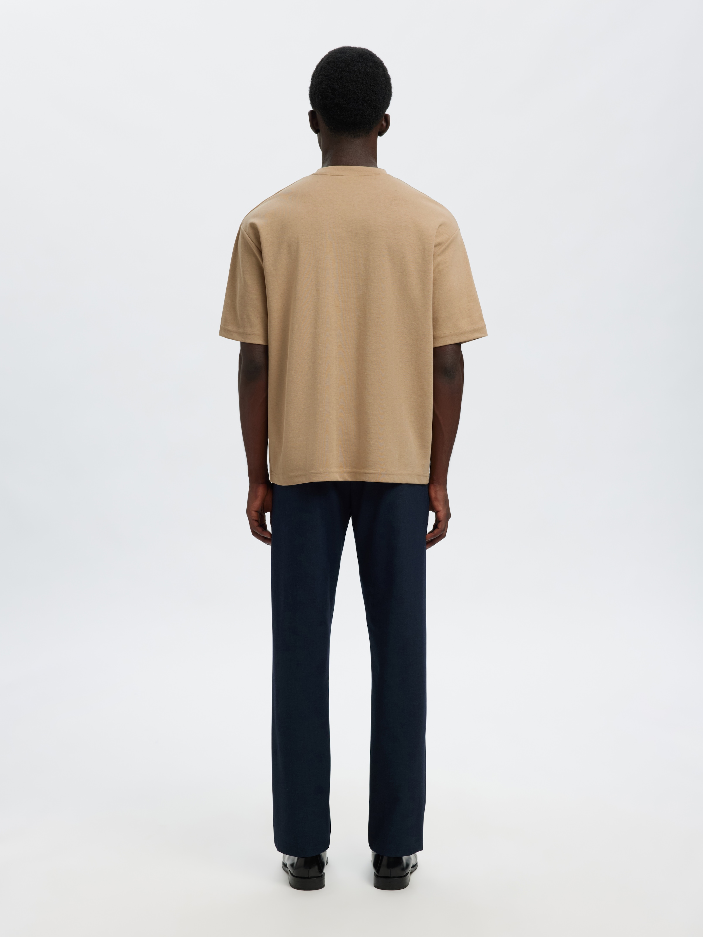SELECTED Rundhalsshirt »SLHLOOSEOSCAR SS O-NECK TEE NOOS«