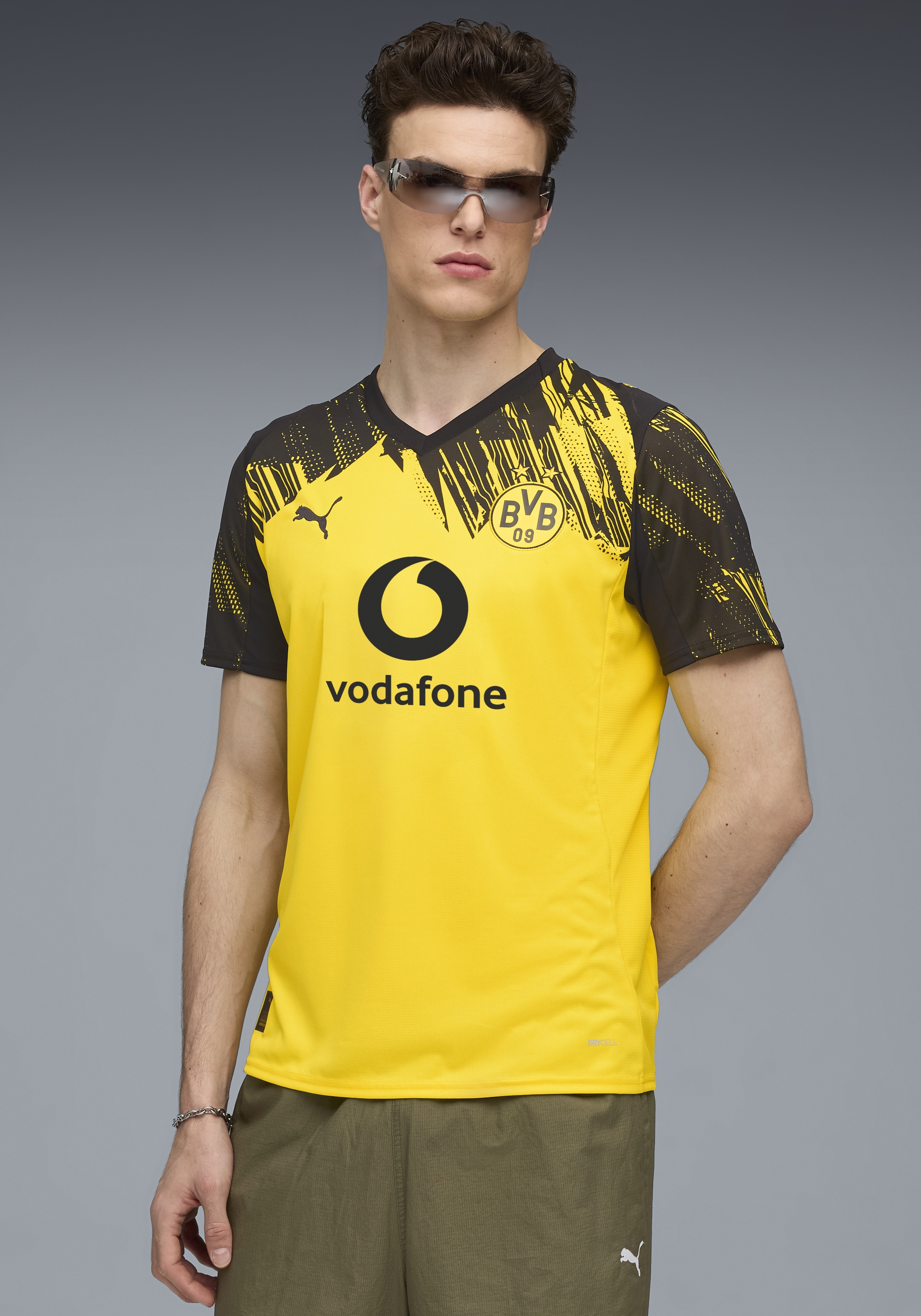 Image of PUMA Fussballtrikot "BVB HOME JERSEY REPLICA WITH SPONSOR" Fussball, sportlicher Stil, ohne Kapuze, aus Webmaterial
