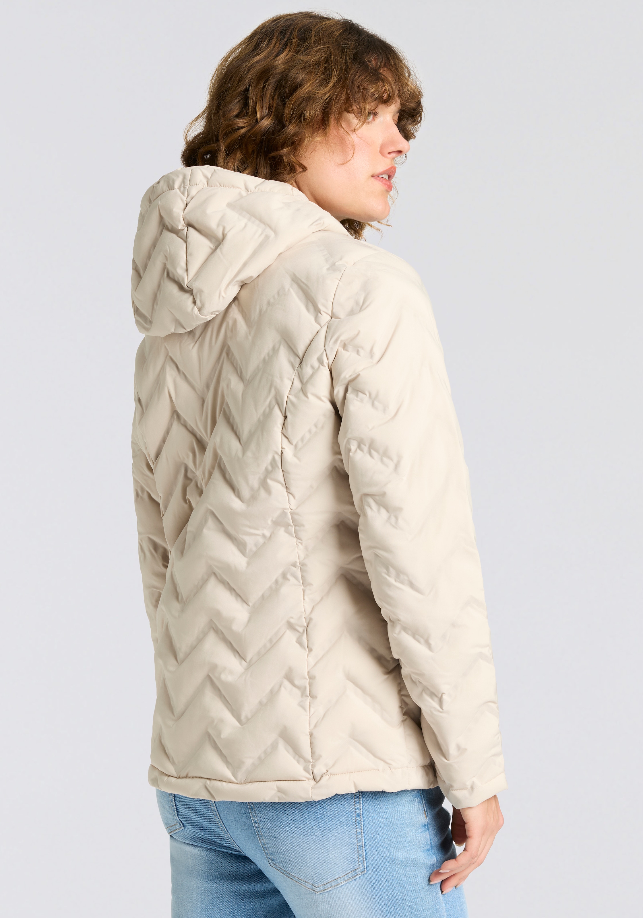 Killtec Steppjacke »KOW 23 WMN QLTD JCKT« 1 Stk. tlg. wasserabweisend, windabweisend, mit verstellbarer Kapuze