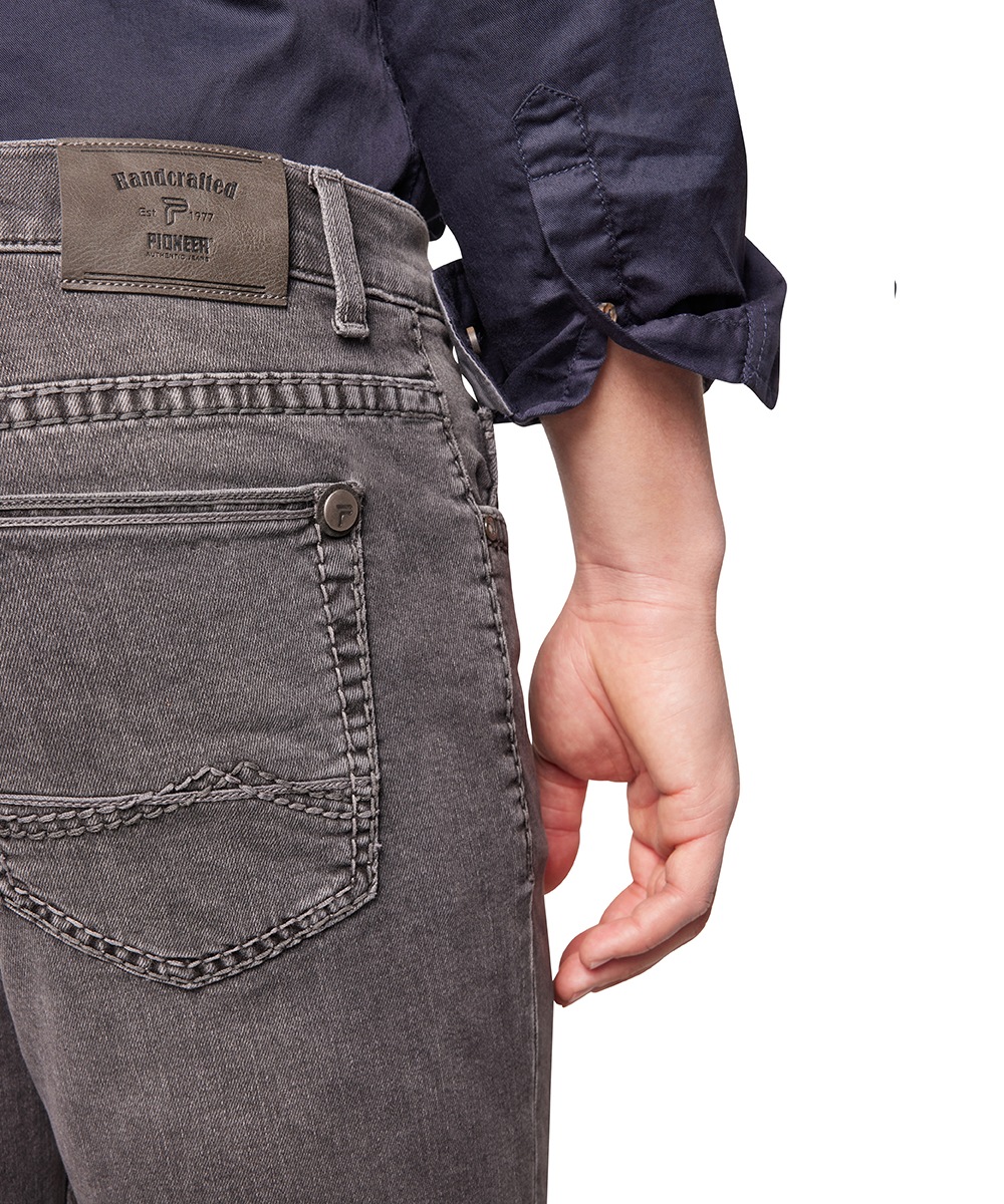 Pioneer Authentic Jeans Jeans droit »Rando Dicke Nähte«