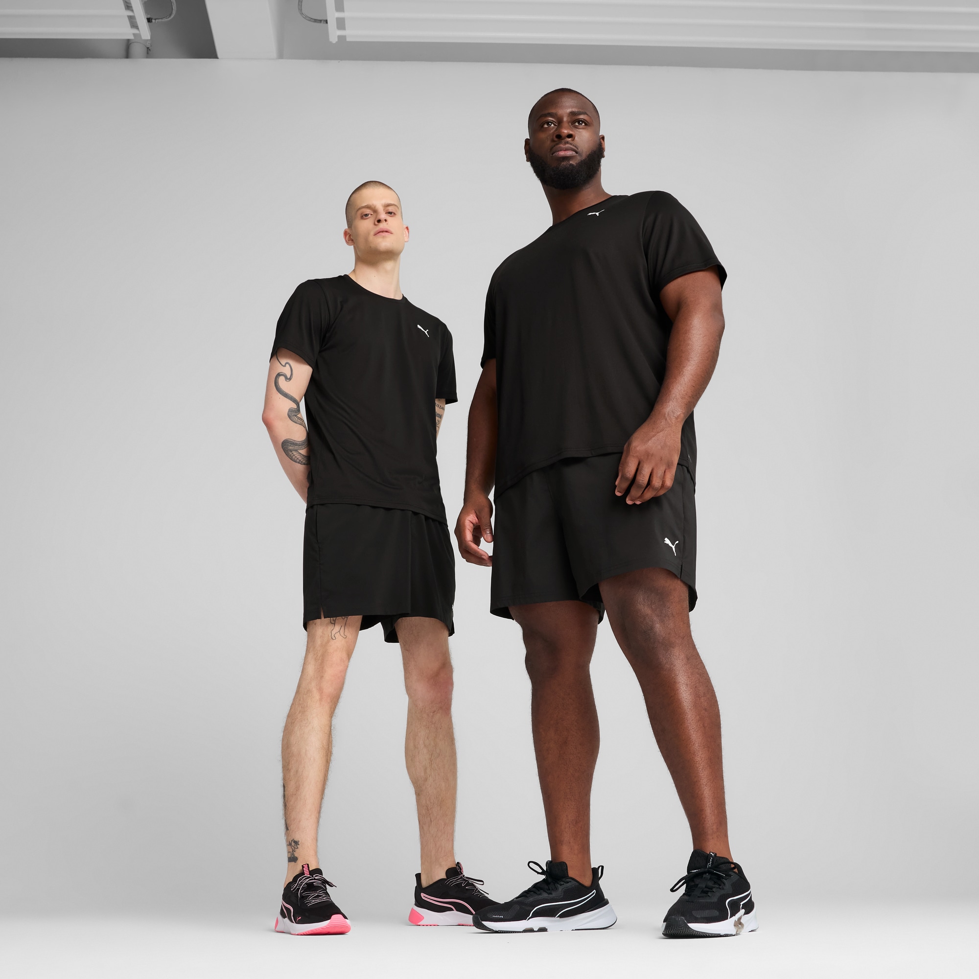 PUMA Trainingsshorts »M TAD ESSENTIALS 5" WOVEN SHORT«, Herren Basic Trainingsshorts, schweissableitend