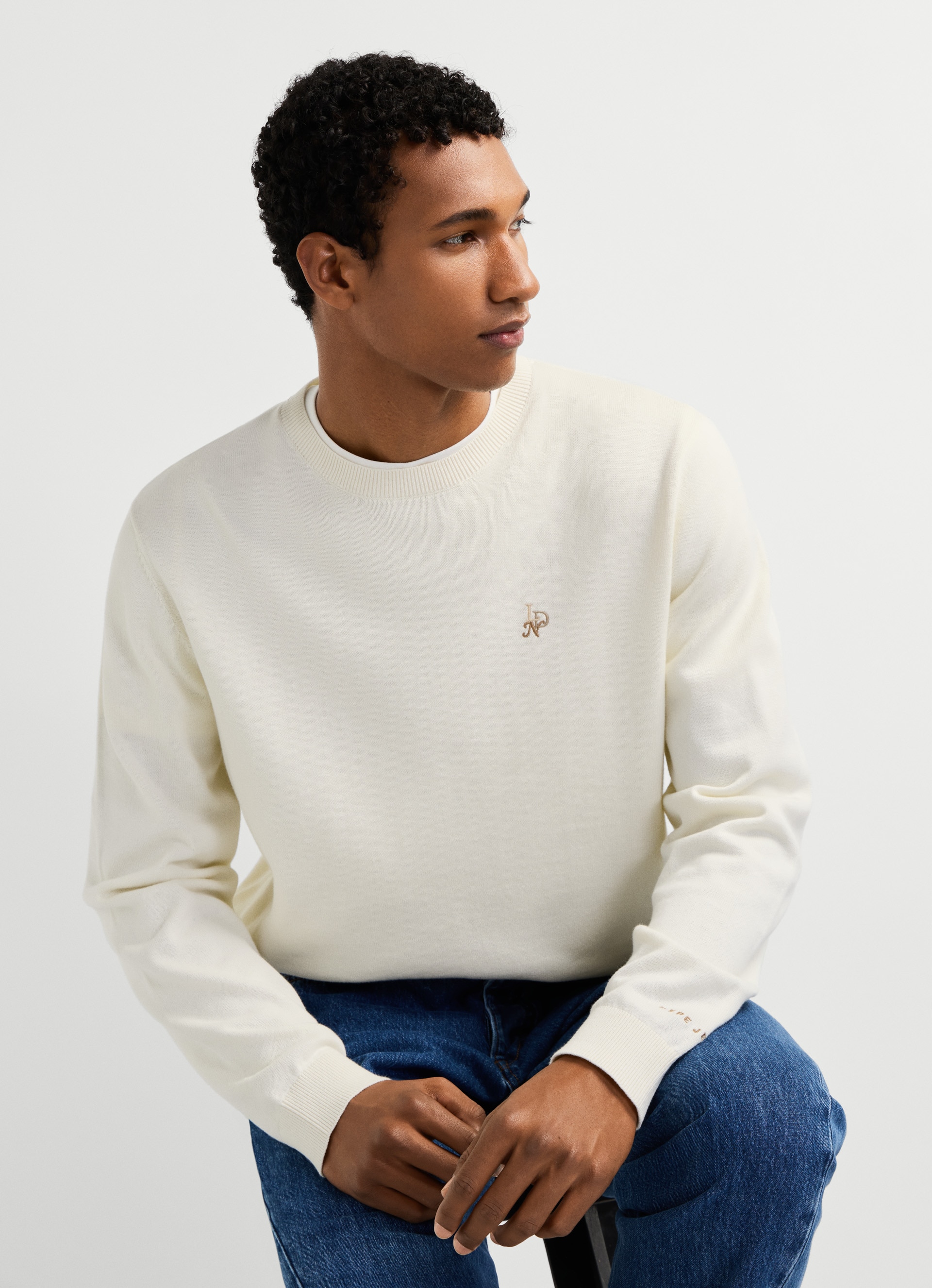 Pepe Jeans Pull à col rond »DANIELS« avec détails brodés, coton
