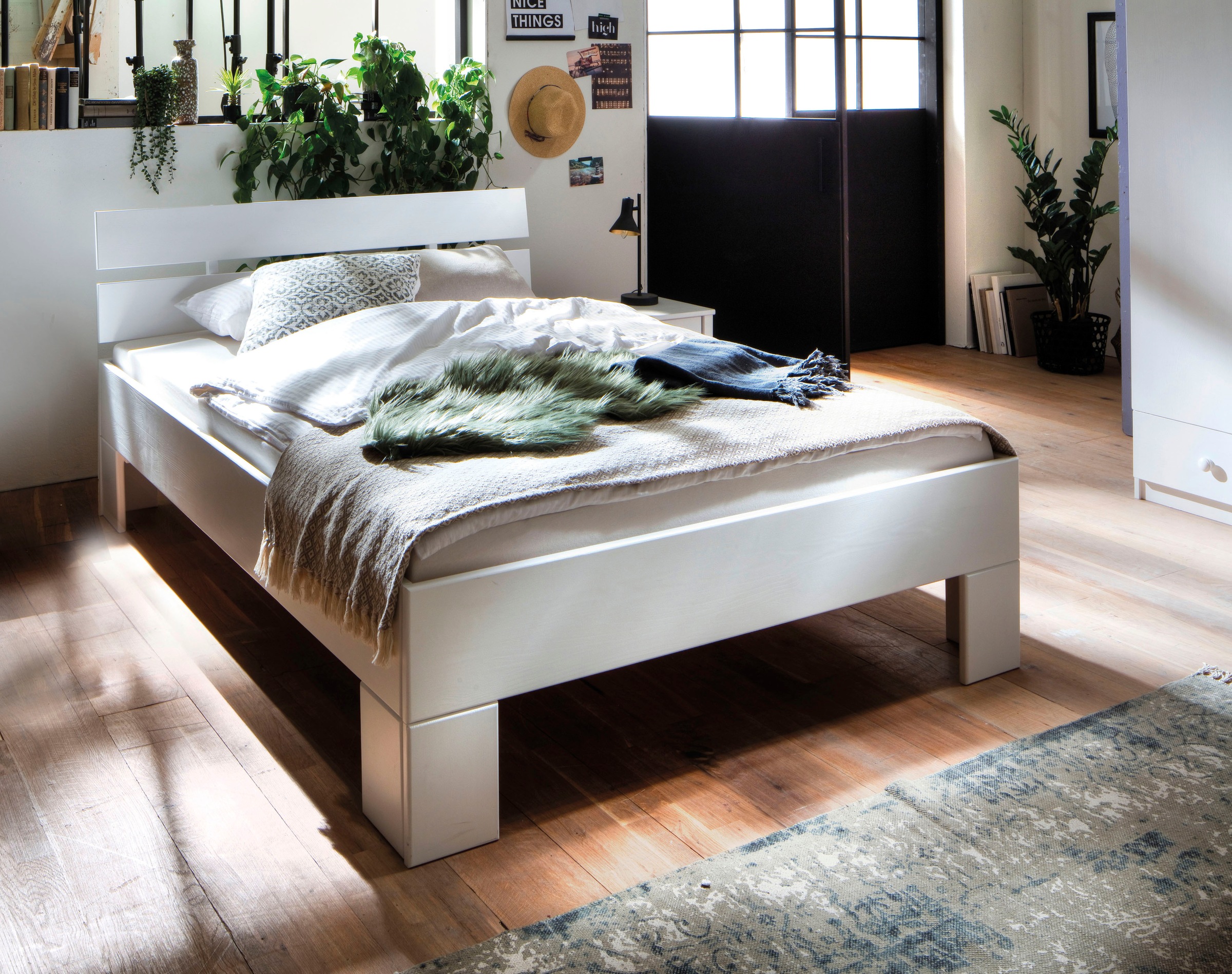 Image of Home affaire Bettgestell, aus massivem Fichtenholz, extra bestellbare Schubkästen, in unterschiedlichen Bettbreiten bei Ackermann Versand Schweiz