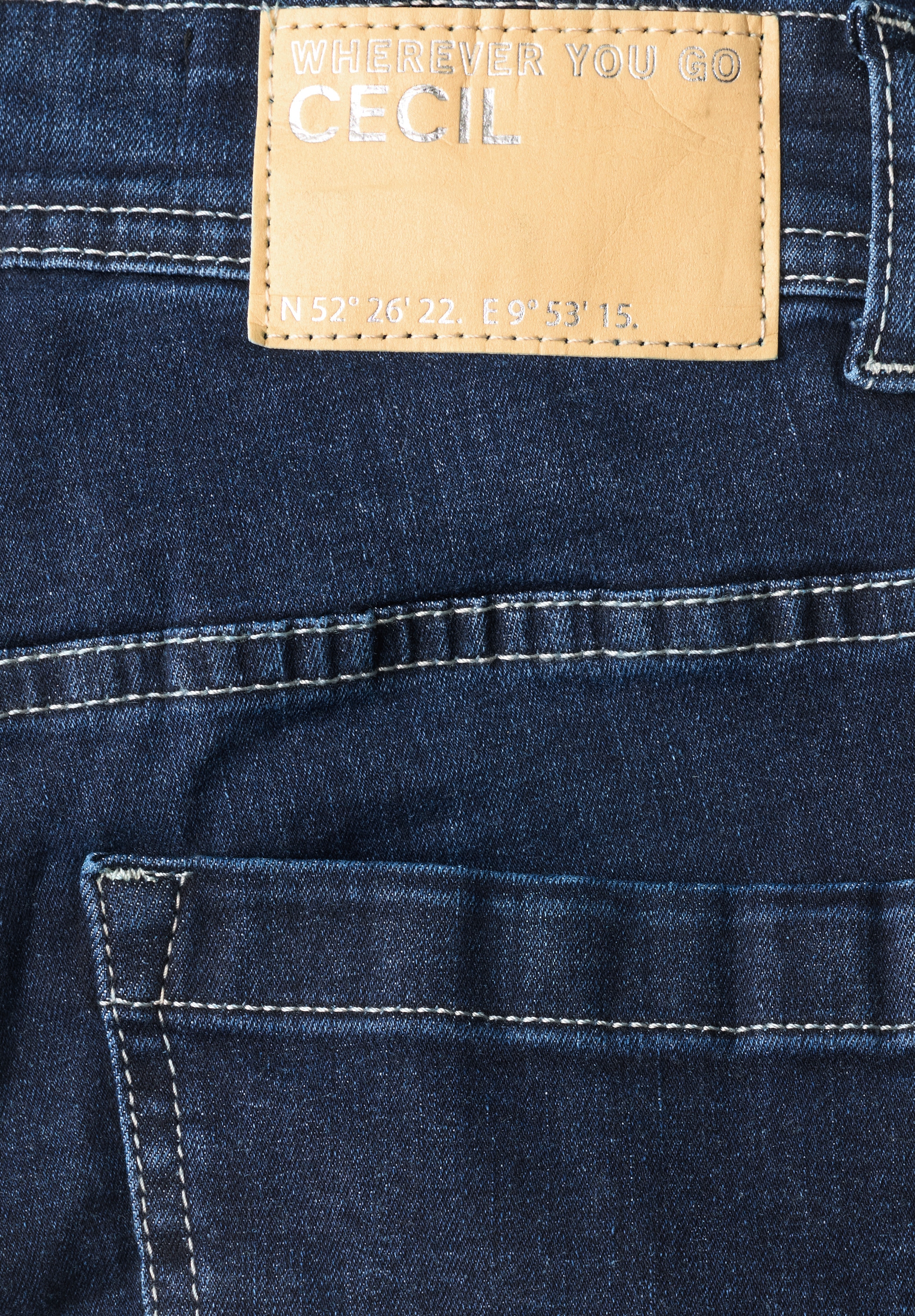 Cecil Jeans bootcut »Style Toronto« en coupe slim et avec stretch