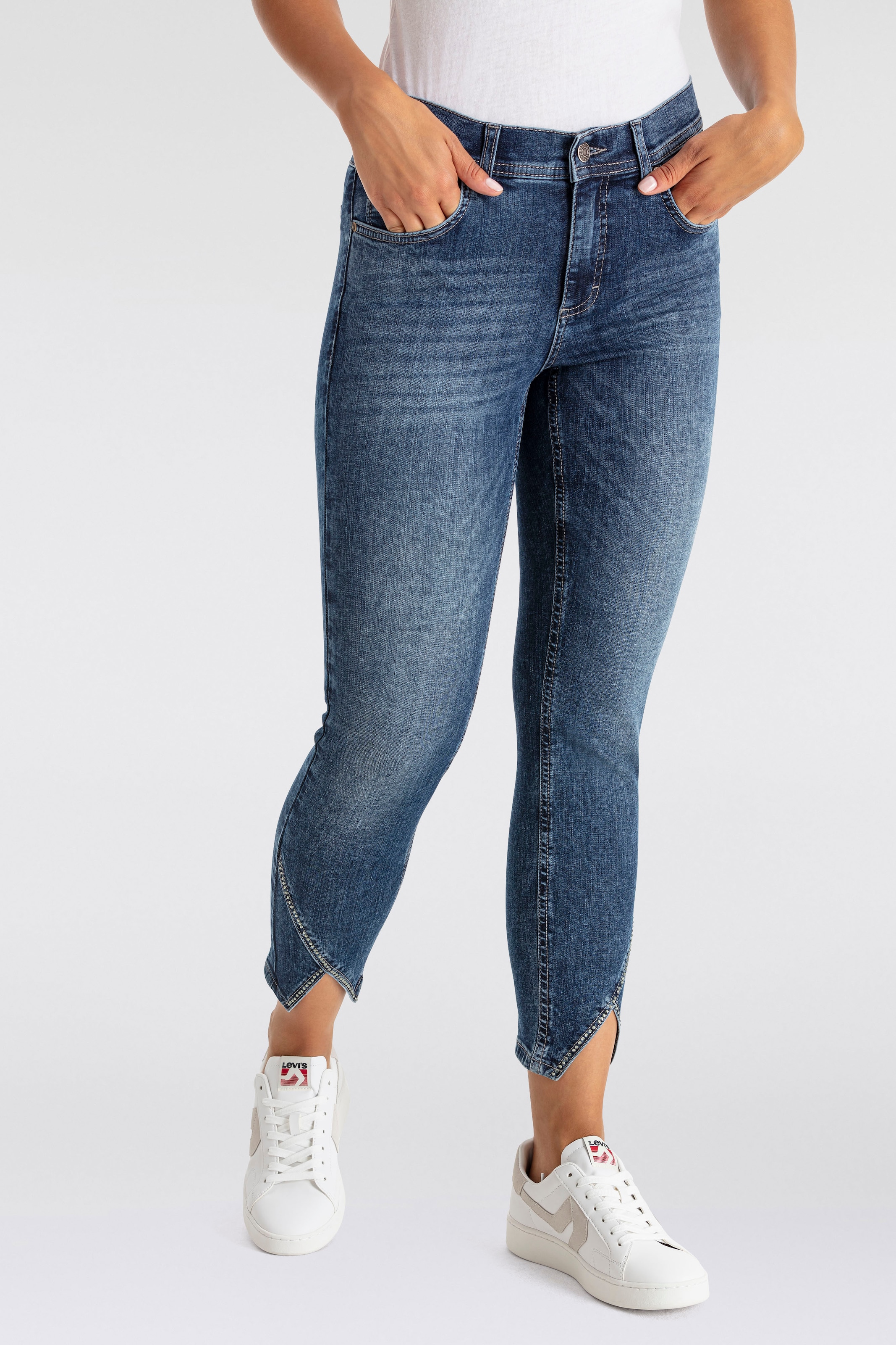 Image of ANGELS 7/8-Jeans "Ornella" mit Strassteinchen am Beinabschluss