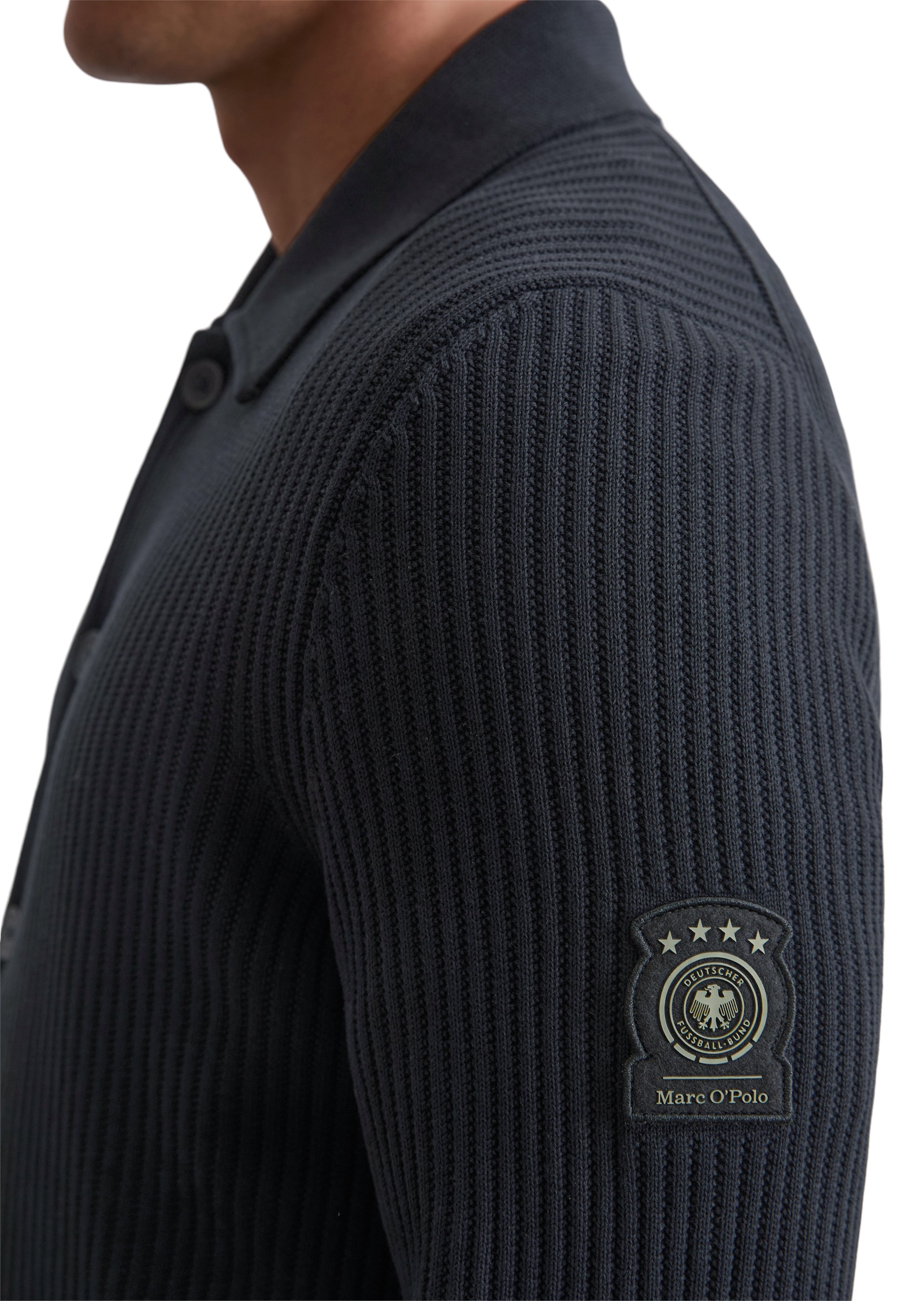 Marc O'Polo Strickjacke »DFB Travel Collection«, aus reiner Bio-Baumwolle, regular Fit, elastische Rippstruktur