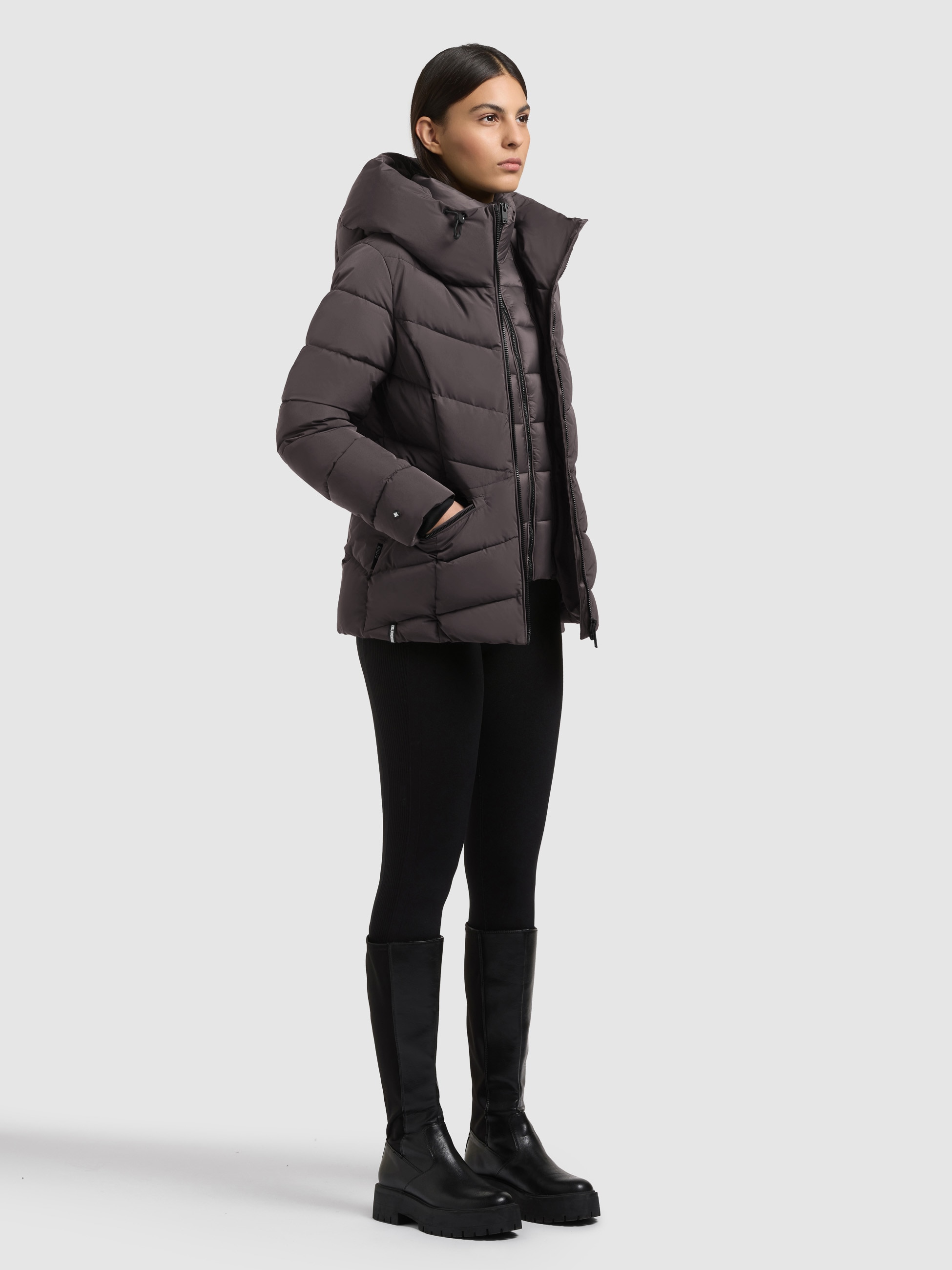 khujo Steppjacke »HERSCH2« mit Kapuze mit Wiener Naht