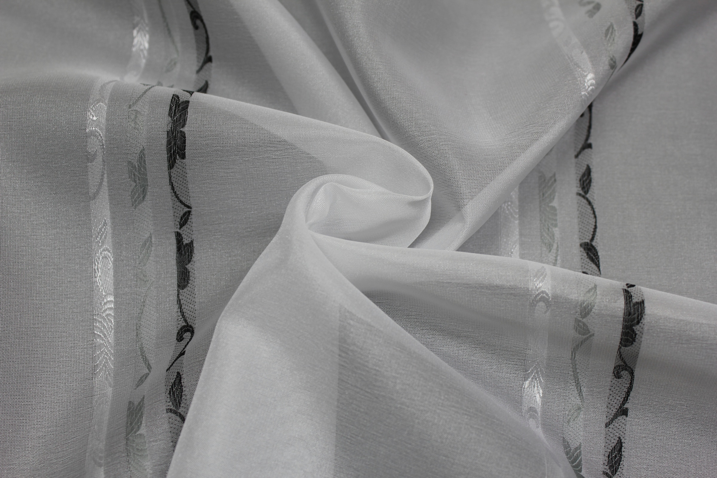 Wirth Rideau »Chloé« Oeillets 1 cuis tlg. Fertigstore mit Ösen (Ø 4 cm) nach Mass