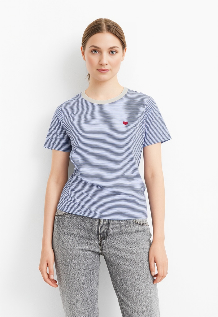 JDY Kurzarmshirt »JDYPISA S/S PRINT TOP JRS NOOS« mit Herz Stickerei