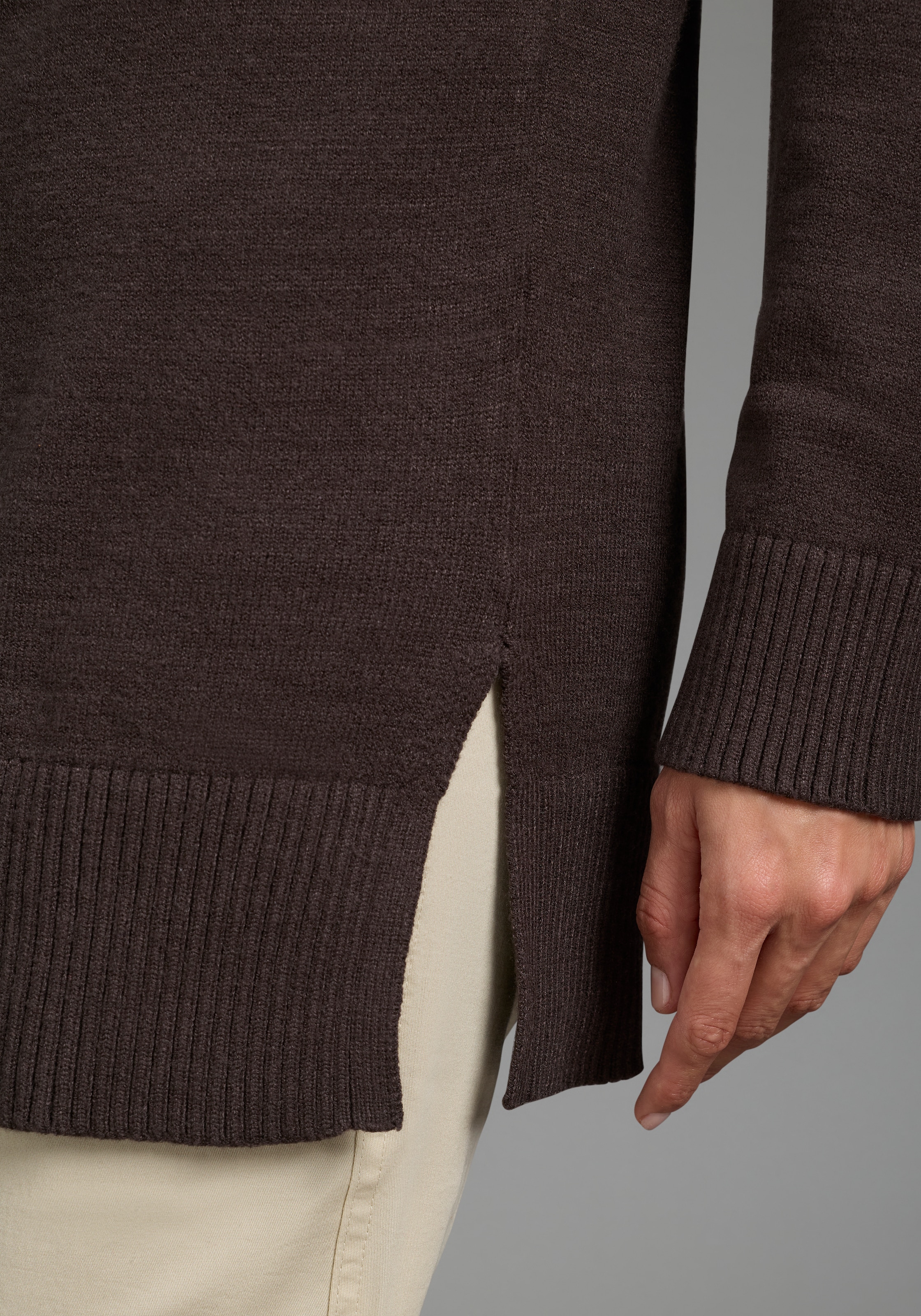 Laura Scott Pull en tricot »mit femininem V-Ausschnitt« en mélange de viscose doux
