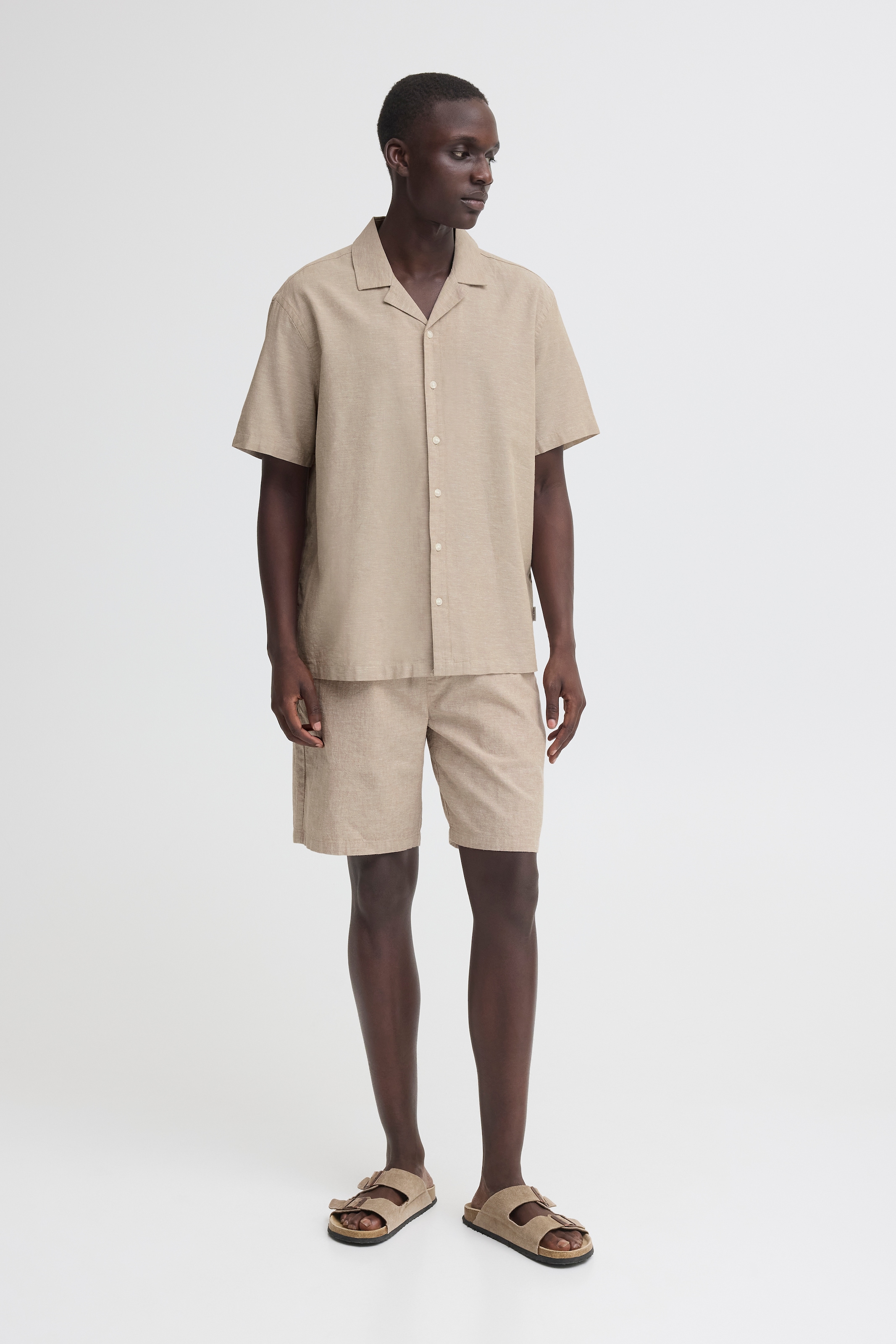 Blend Short »BHABAN LIN SHORTS PP NOOS«  Mélange de coton, coupe décontractée, en lin