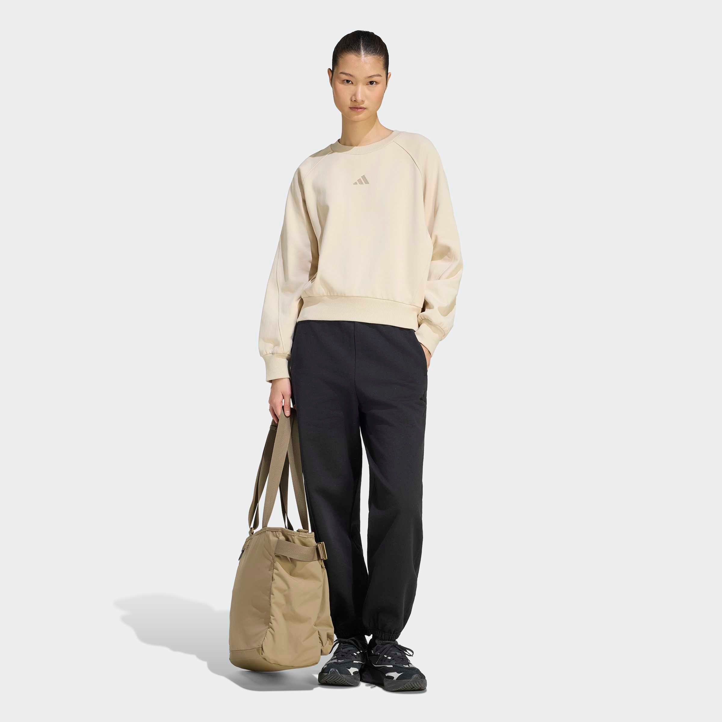 adidas Sportswear Sweatshirt »ADIDAS KIT SMALL LOGO«, mit sportlichem Stil, ohne Verschluss, in normaler Länge
