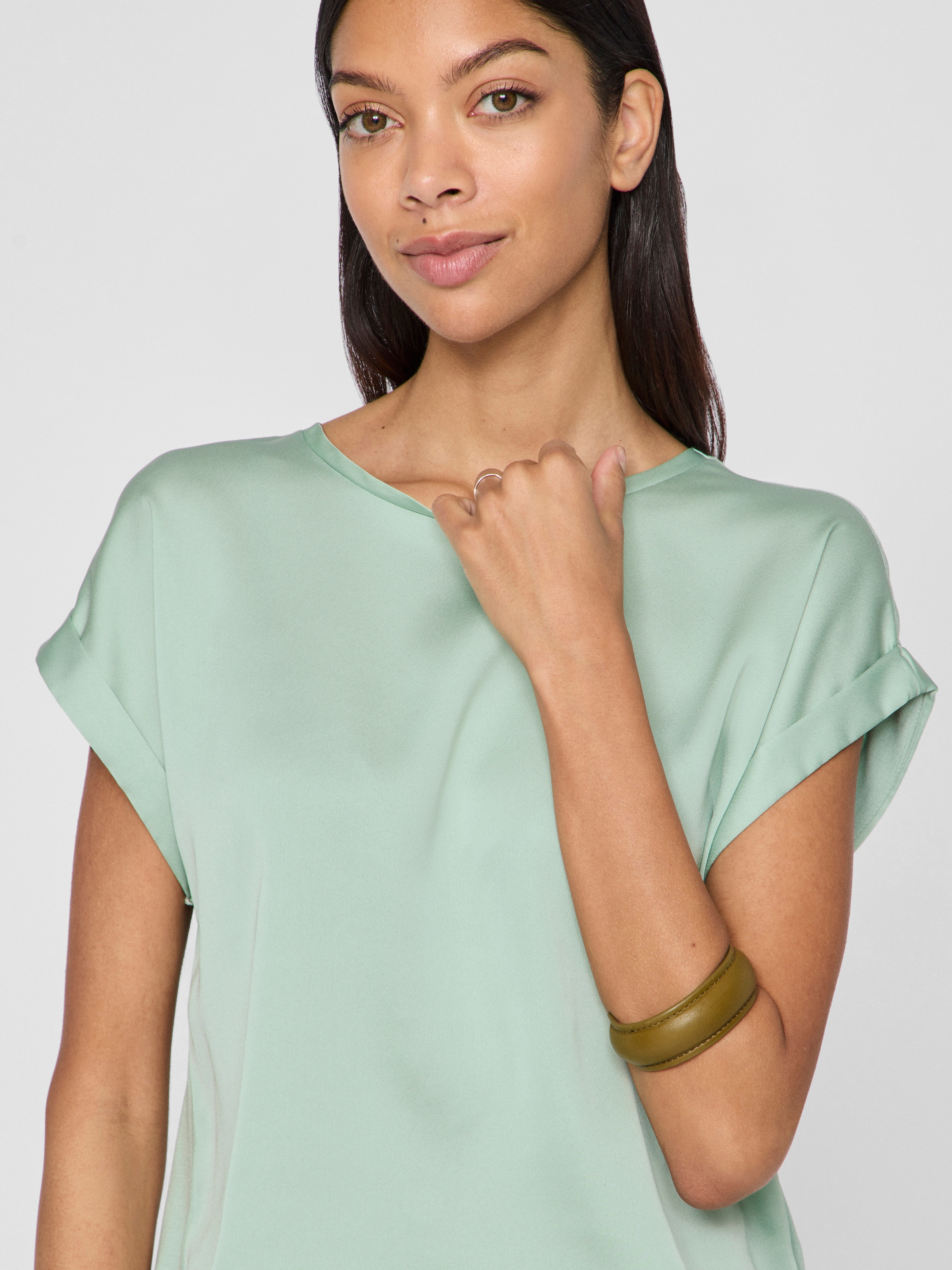 Vila »VIELLETTE S/S SATIN TOP - NOOS« Satin Optik