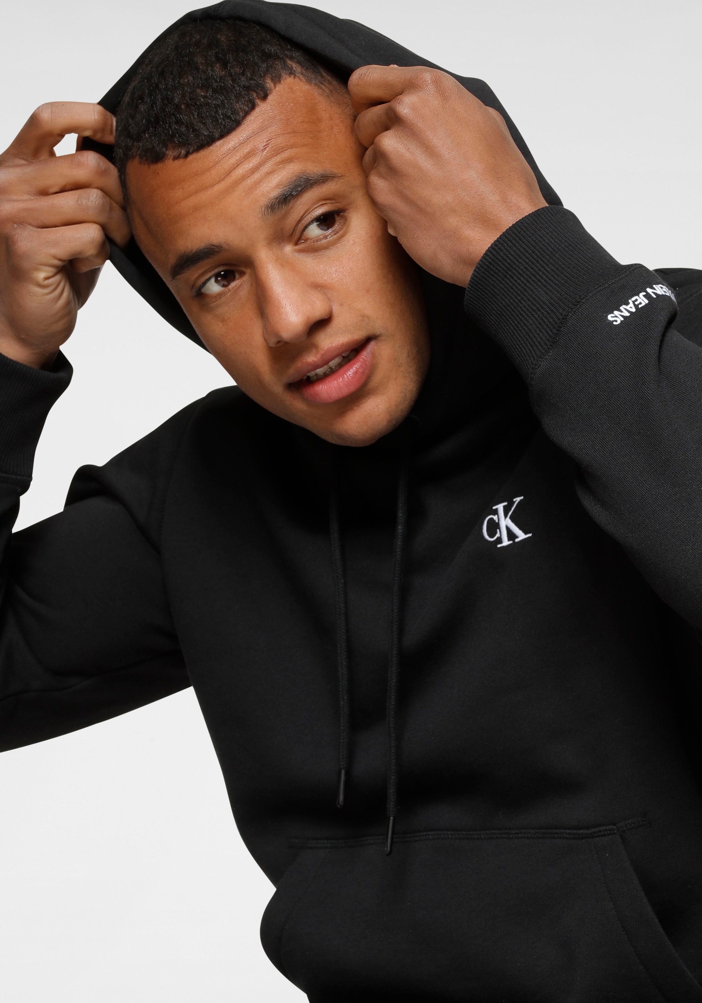 Calvin Klein Jeans Kapuzensweatshirt »CK ESSENTIAL HOODIE«, mit Kängurutasche