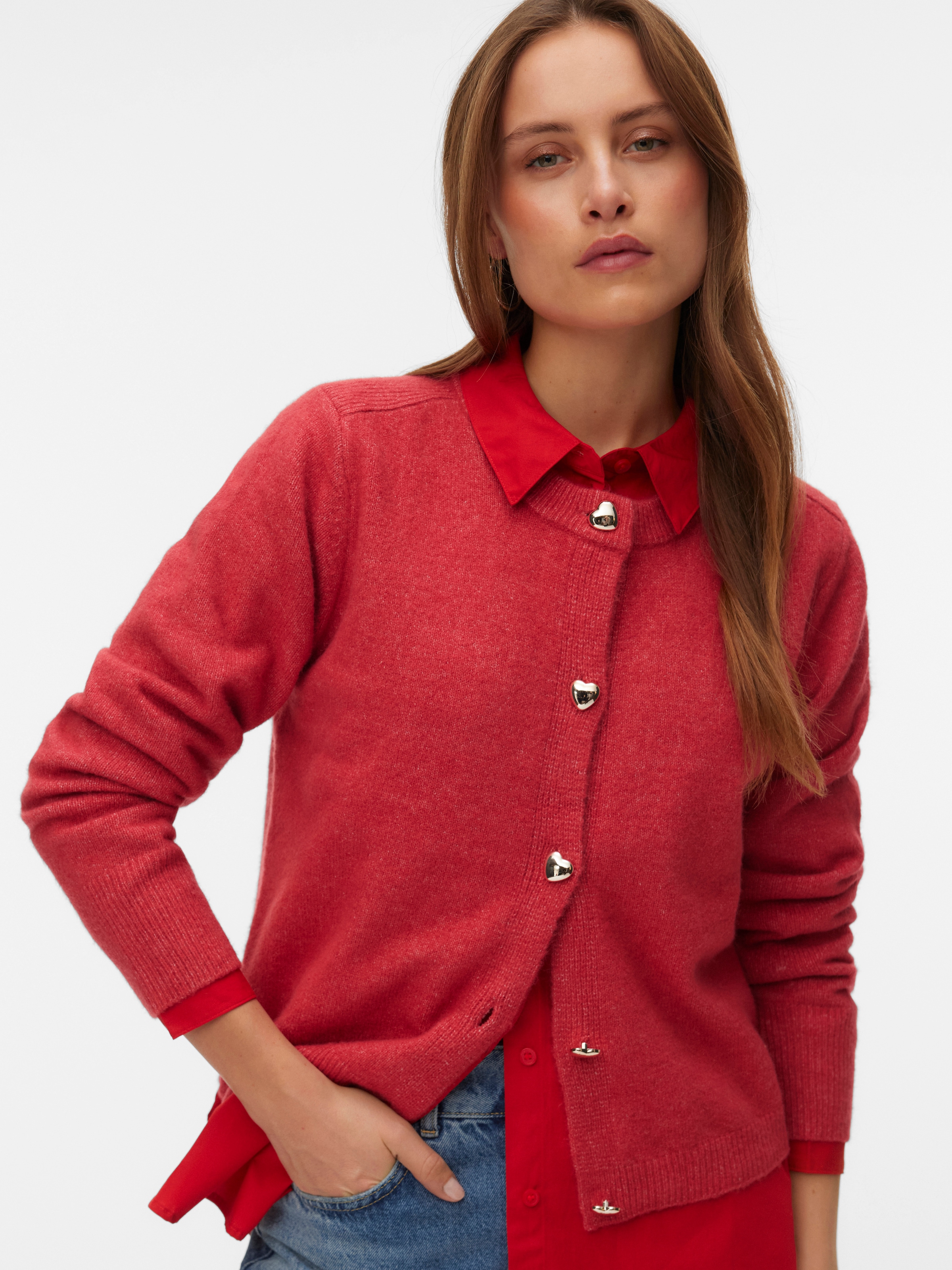 Vero Moda Veste en tricot »VMFIONA LS SHORT BUTTON CARDIGAN GA BOO« mit Wolle und Stretch