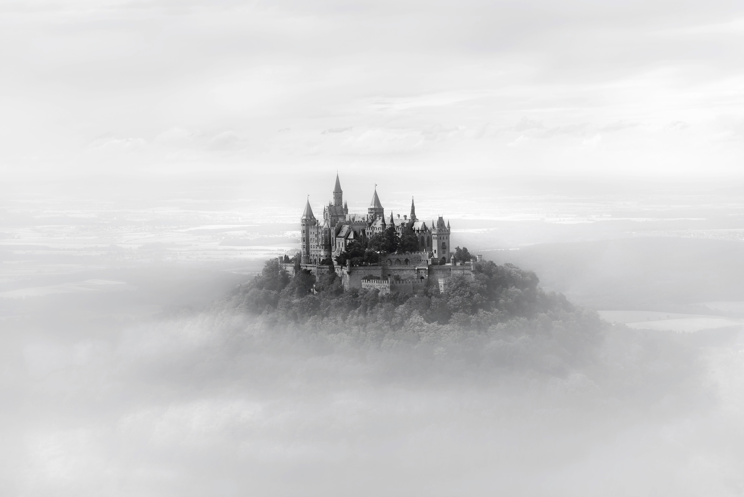 Image of Papermoon Fototapete "Photo-Art JOAQUIN GUEROLA, HOHENZOLLERN"