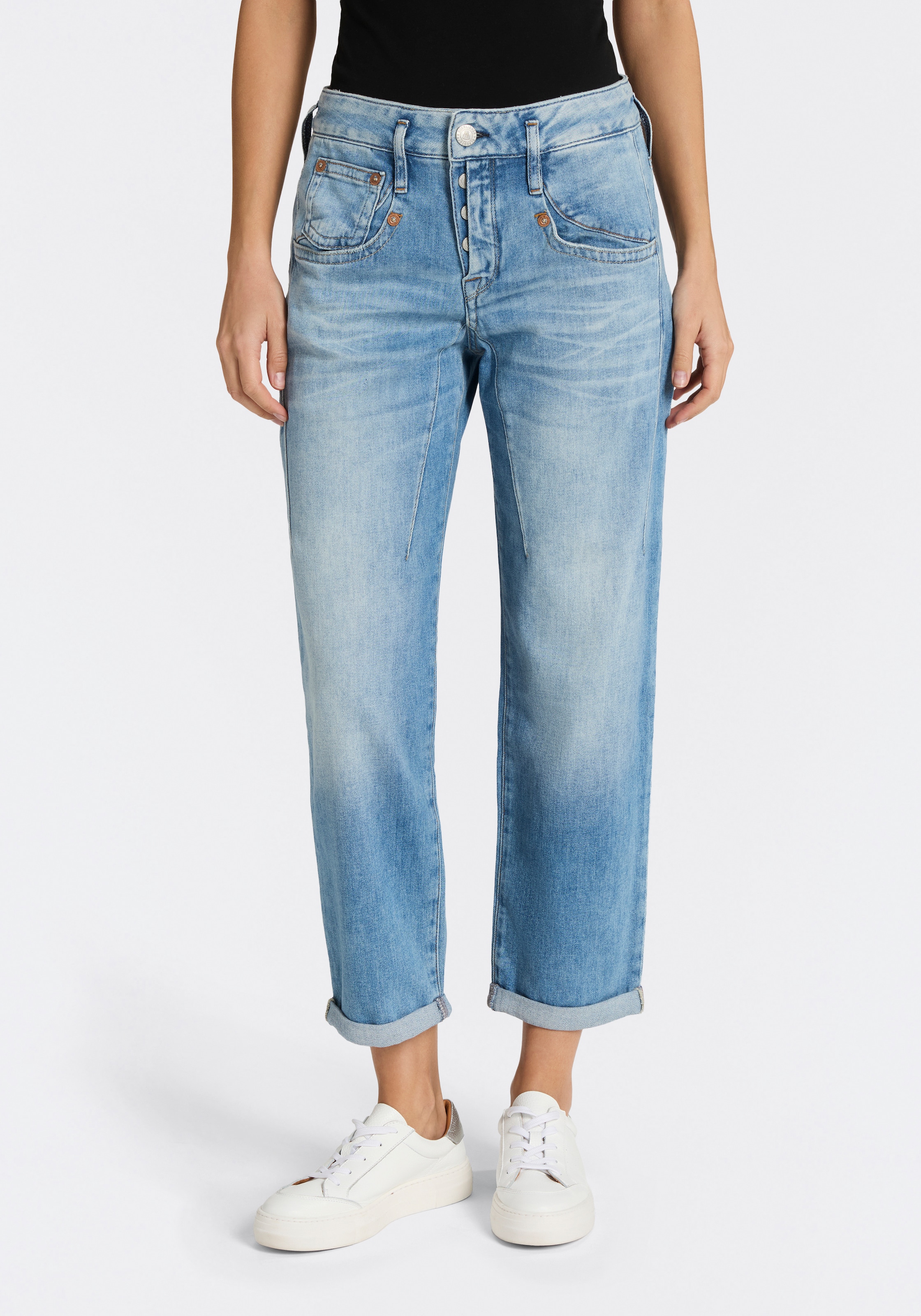 Herrlicher Jeans boyfriend »Shyra Tap Denim Stretch« mit halb verdeckter Knopfleiste, High Waist