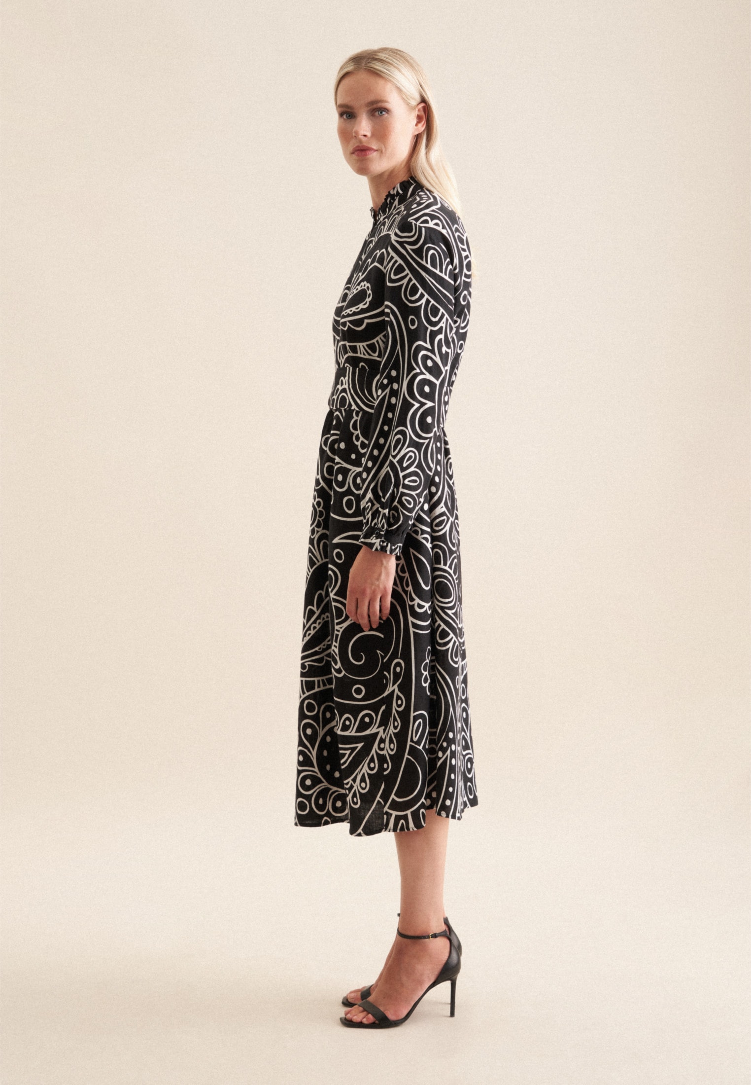 seidensticker Sommerkleid »Schwarze Rose« 1/1 Rundhals Paisley