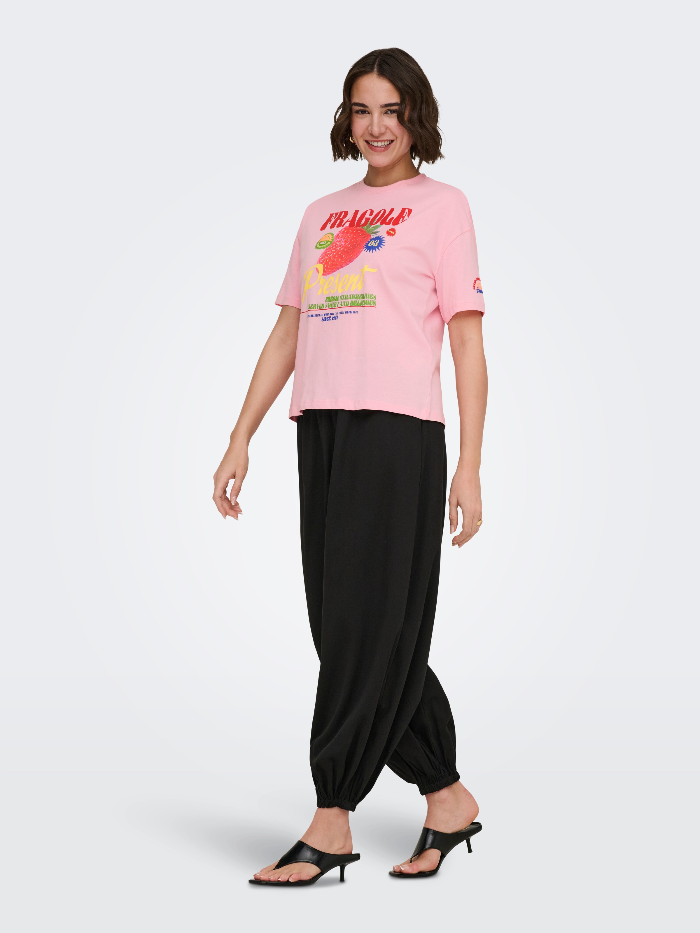 ONLY Kurzarmshirt »ONLBOLETTE LIFE S/S TOP BOX CC JRS« mit auffälligem Print