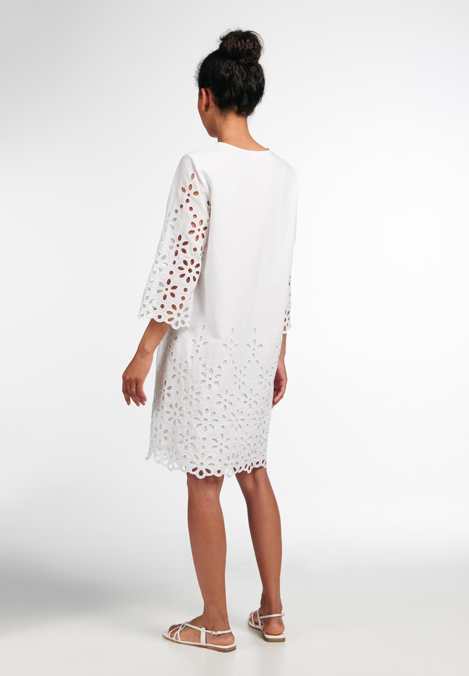 Eterna Robe en dentelle »LOOSE FIT«