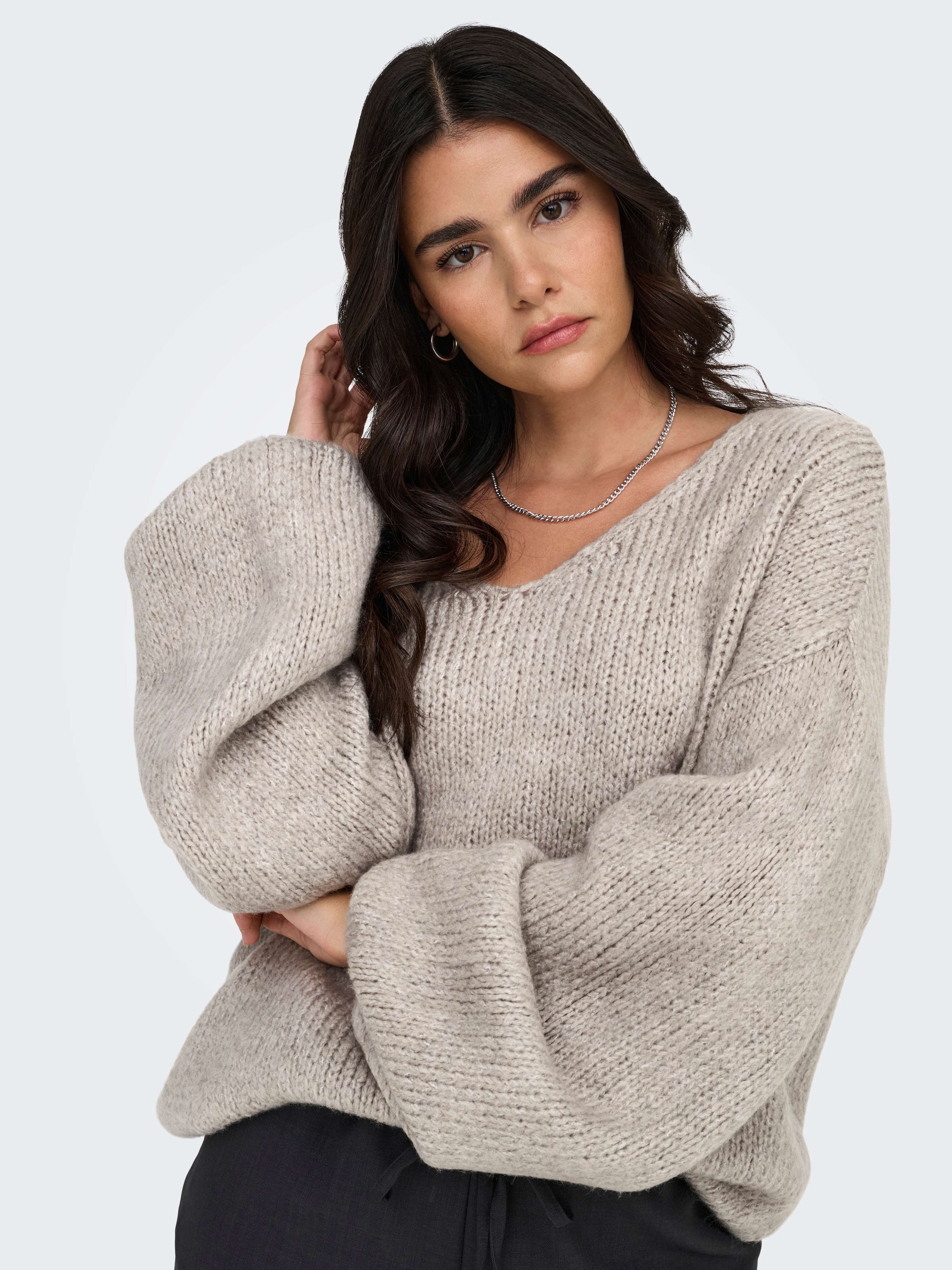 JDY Pull col V »JDYDINEA L/S REVERSIBLE PULLOV. KNT NOOS« der V-Ausschnitt kann vorn und hinten getragen werden