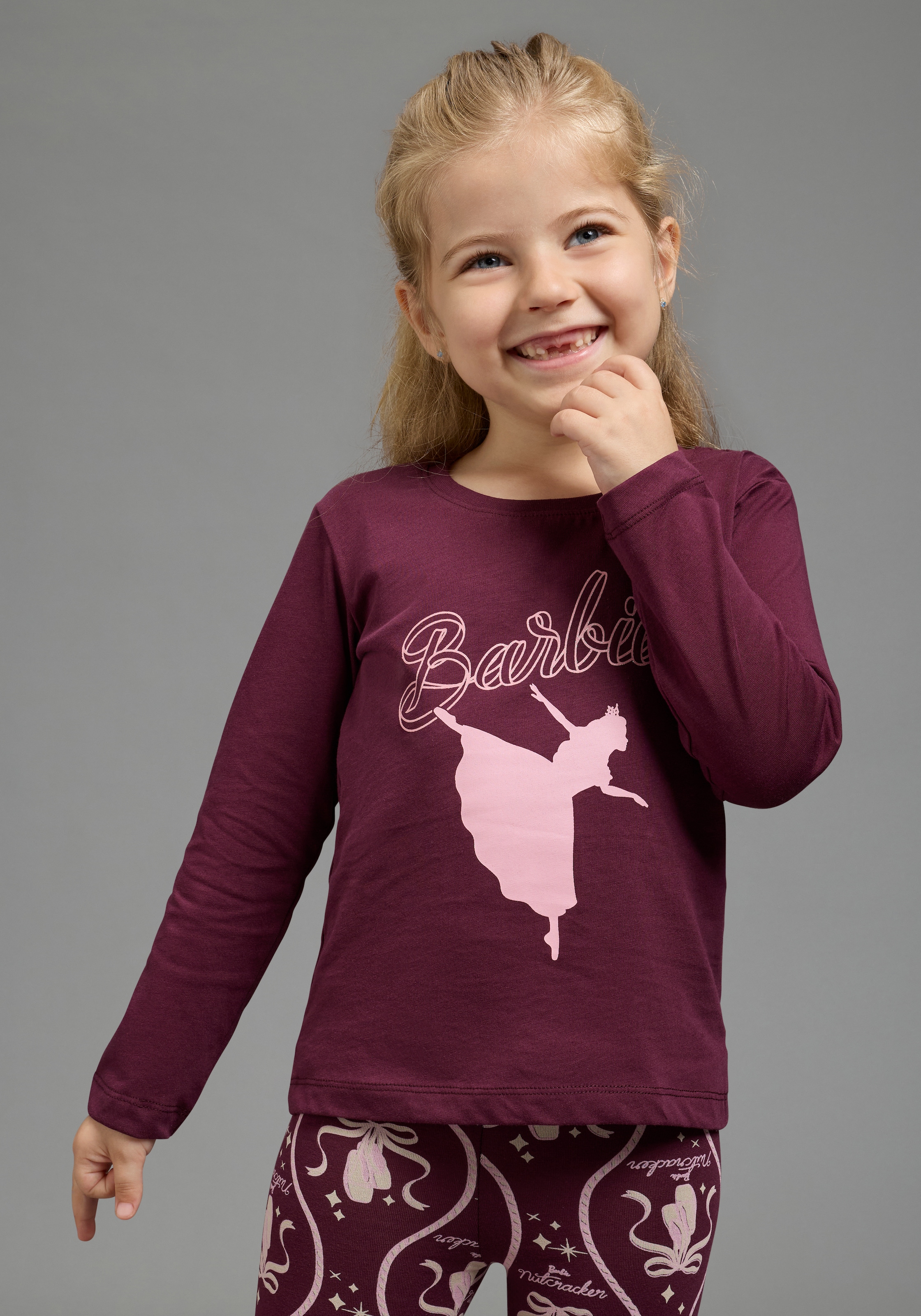 Image of KIDSWORLD Langarmshirt "BARBIE Glitzerdruck Shirt für kleine Mädchen, Mama&Me Style, Mattel" BARBIE Nussknacker Shirt, Mini-Me