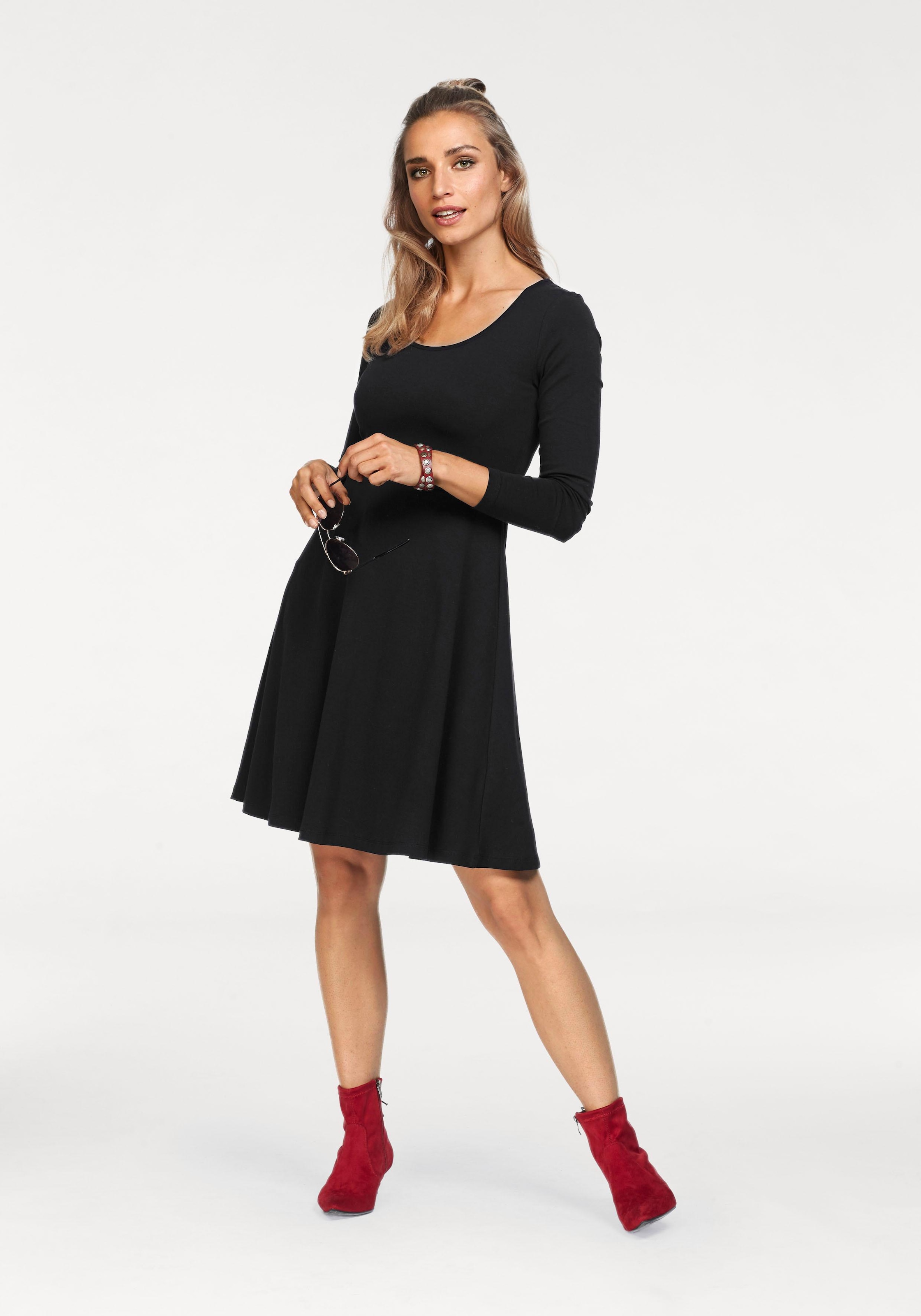 Aniston CASUAL Jerseykleid, mit Blumendruck oder in uni Schwarz  versandkostenfrei auf