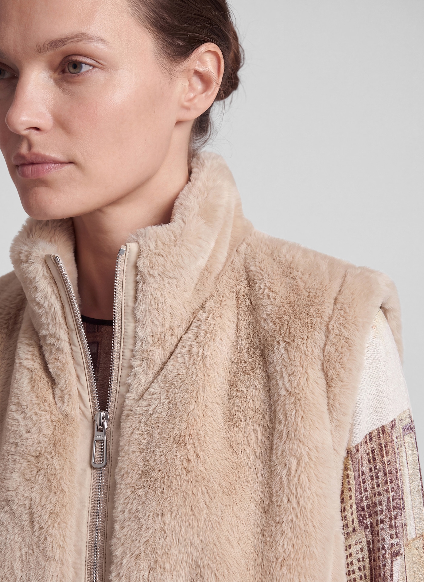 Rabe Gilet en imitation fourrure veste en peluche avec fermeture éclair et col montant
