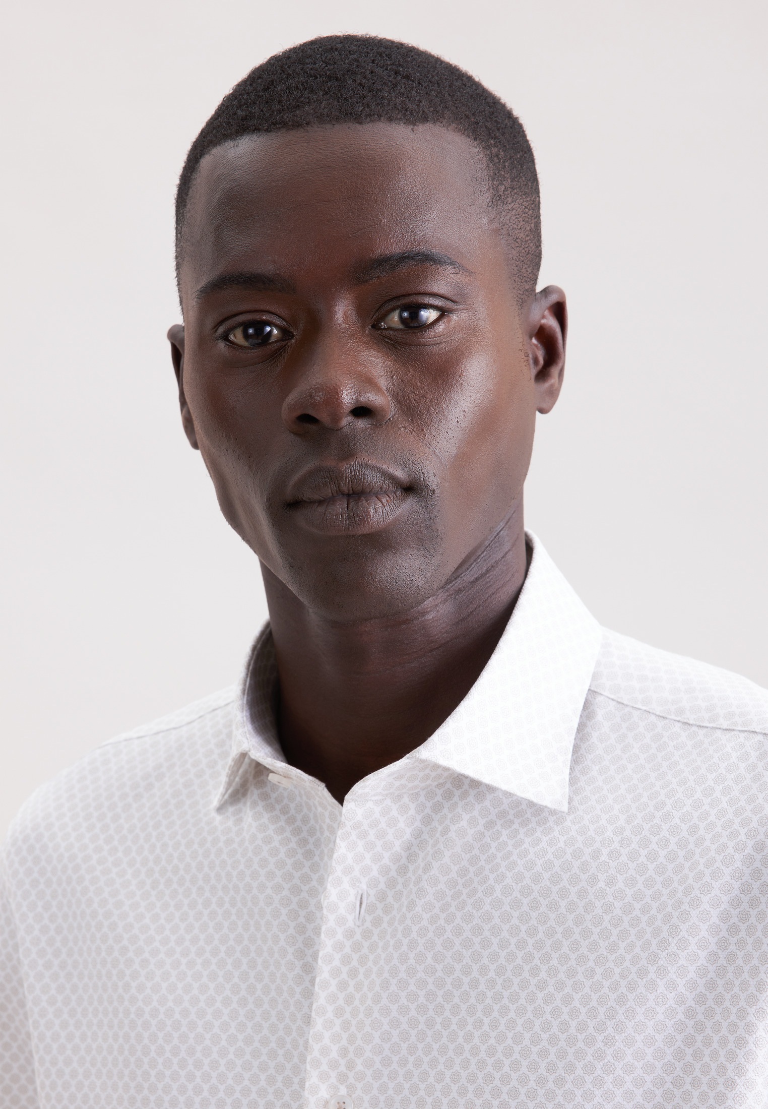 seidensticker Businesshemd »Schwarze Rose« Slim 1/1 Kentkragen Druck