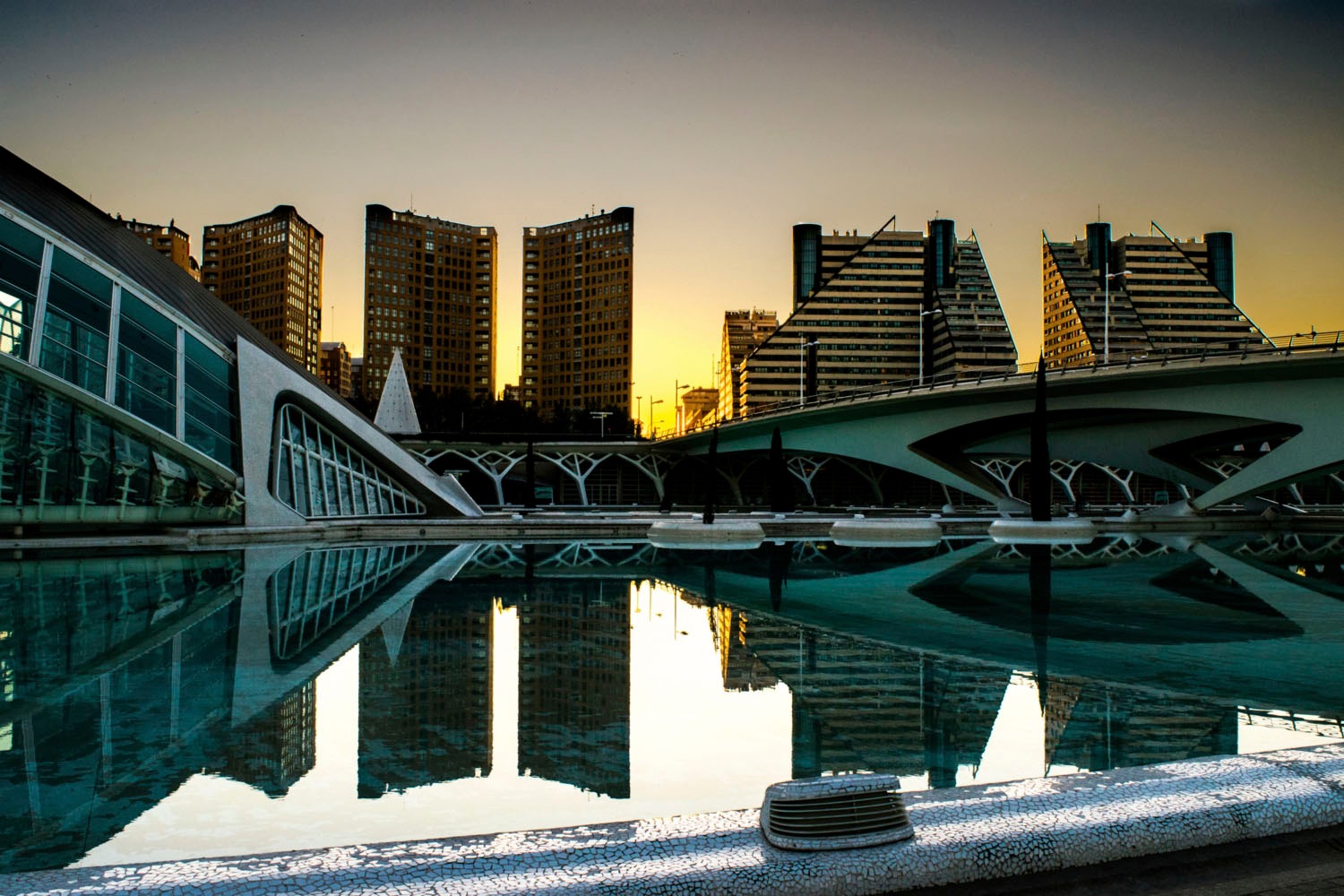 Image of queence Acrylglasbild »Seebrücke an einer St« bei Ackermann Versand Schweiz