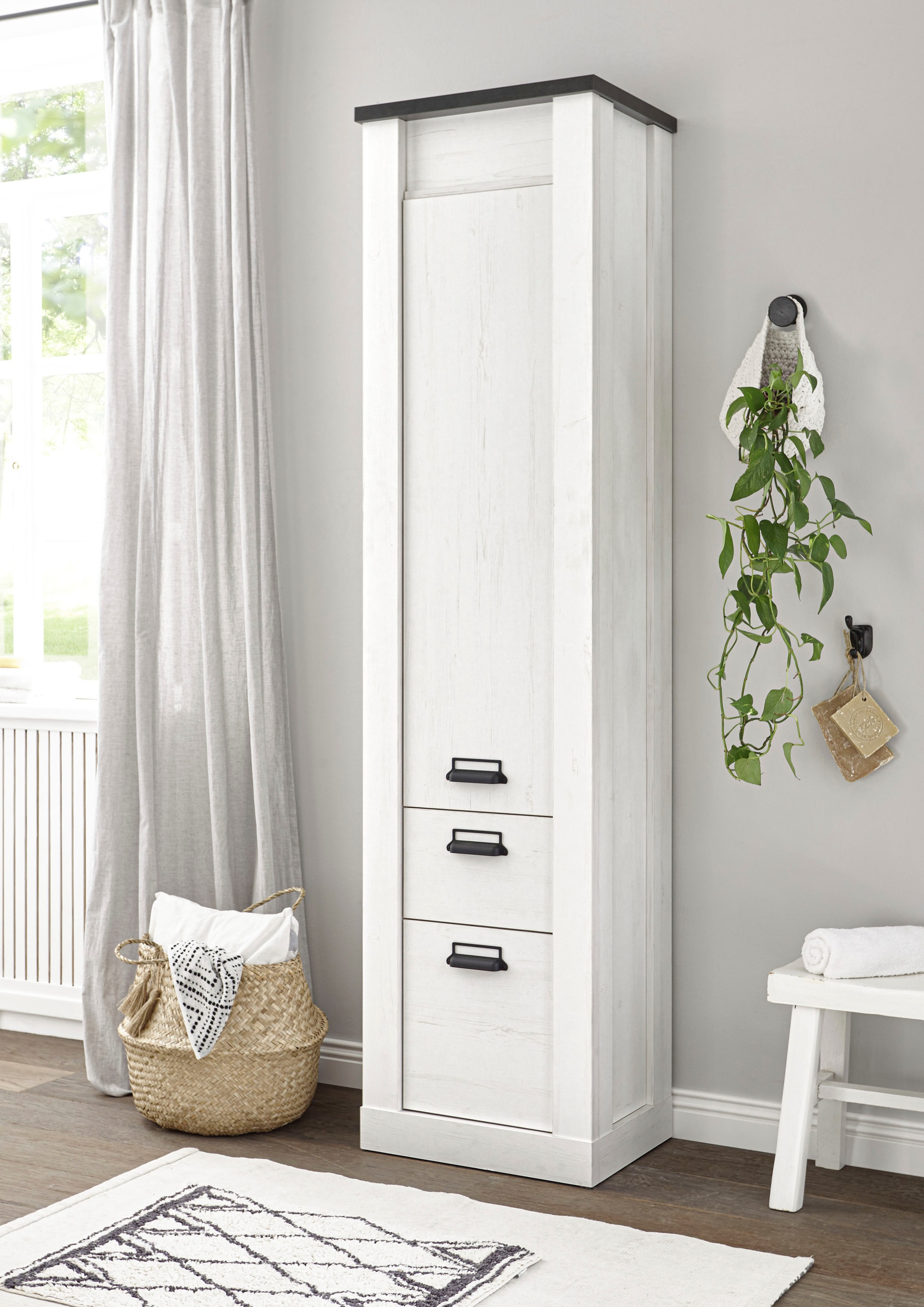 Image of Premium collection by Home affaire Stauraumschrank »SHERWOOD«, in modernem Holz Dekor, mit Apothekergriffen aus Metall, Höhe 201 cm bei Ackermann Versand Schweiz